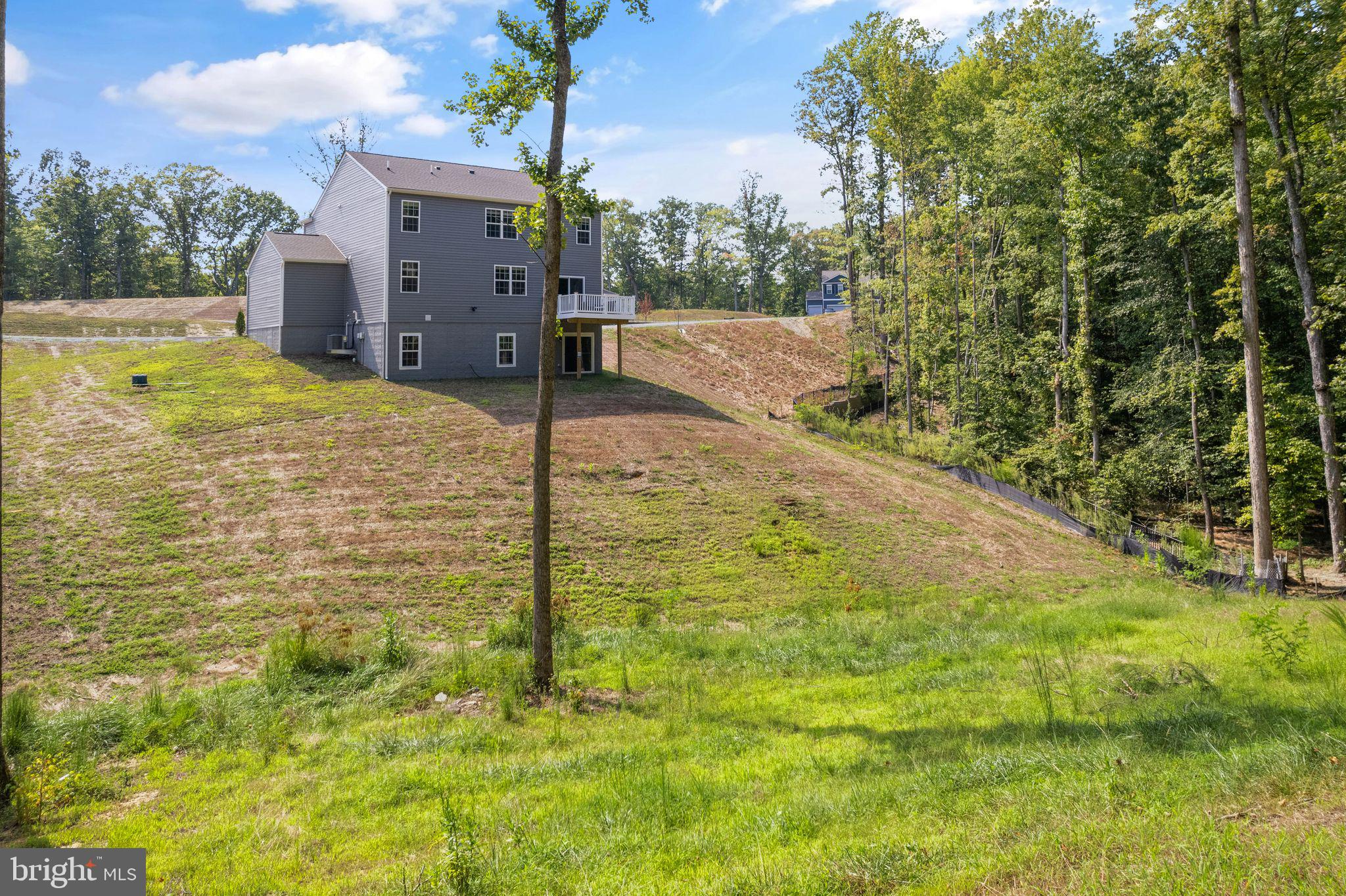 AQUIA OVERLOOK - Residential Lease