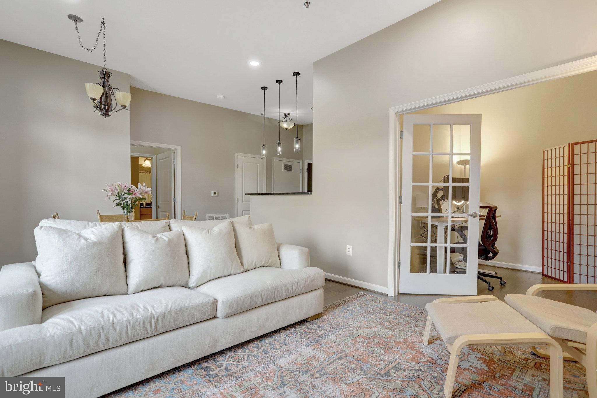 THE ROYALTON - Residential Lease