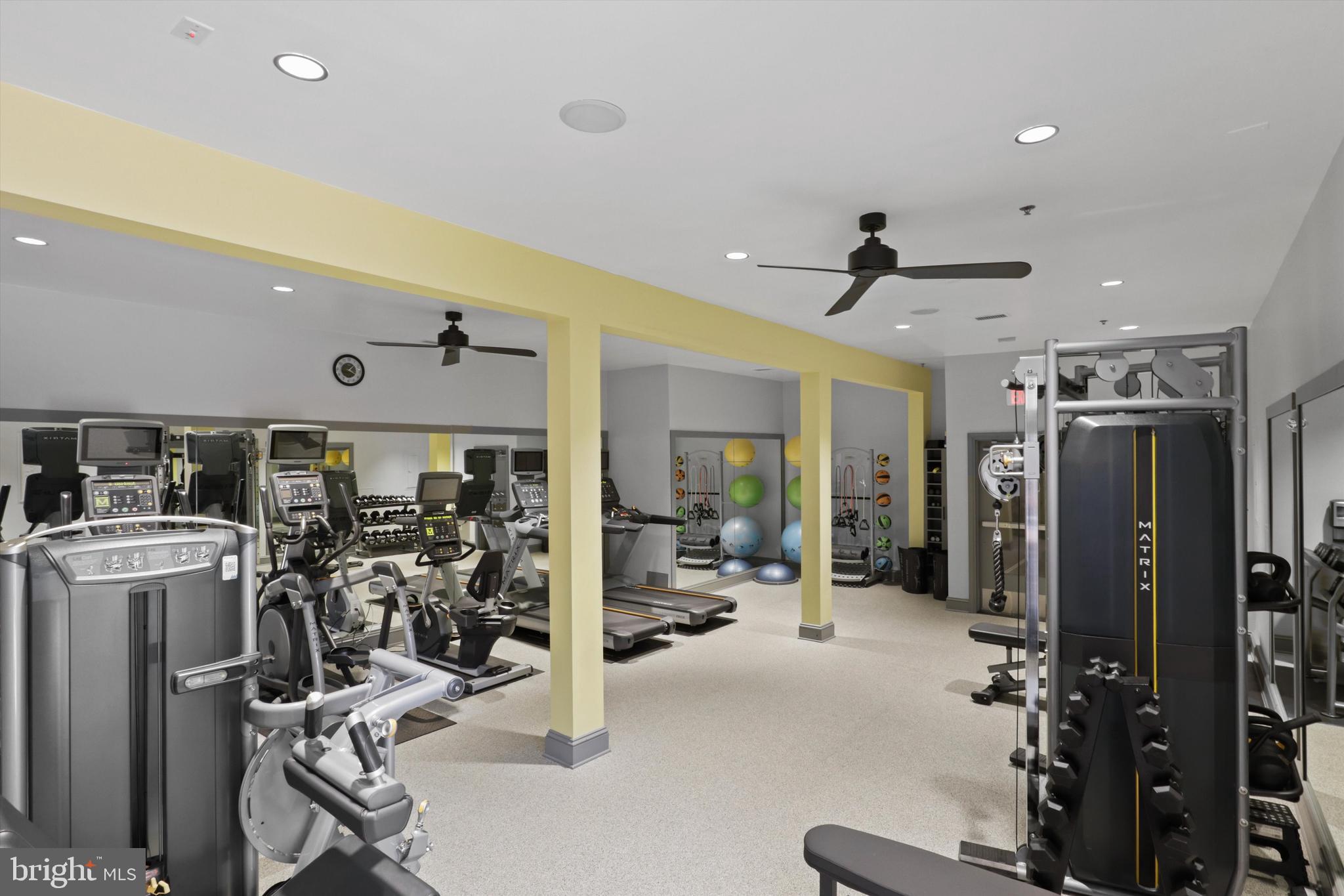 THE ROYALTON - Residential Lease