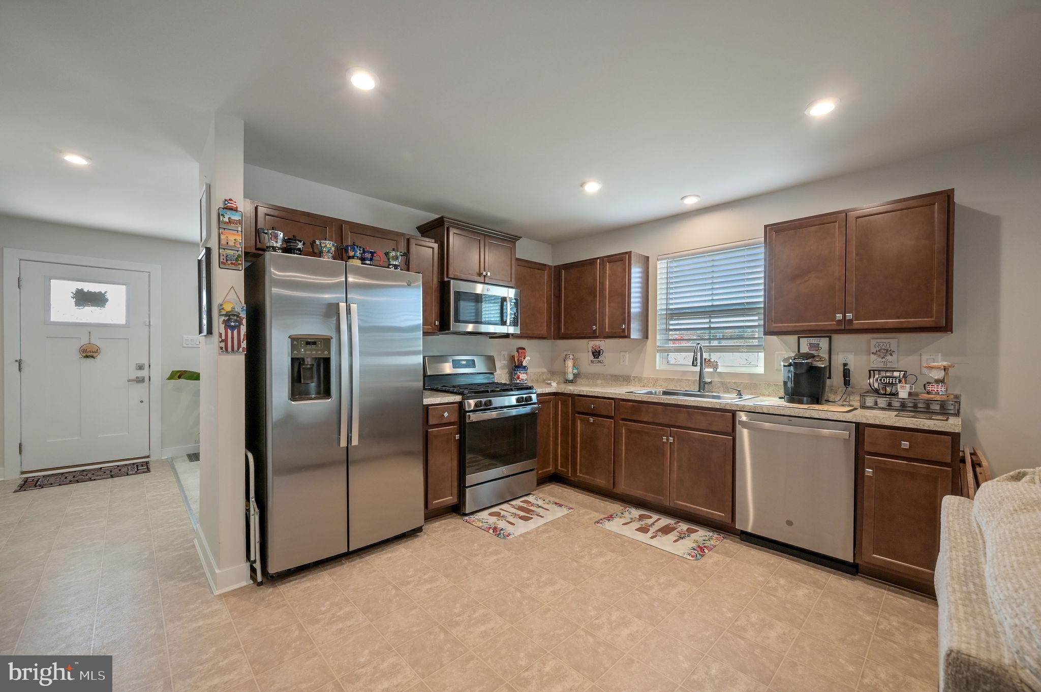 ALDERLEAF MEADOWS - Residential