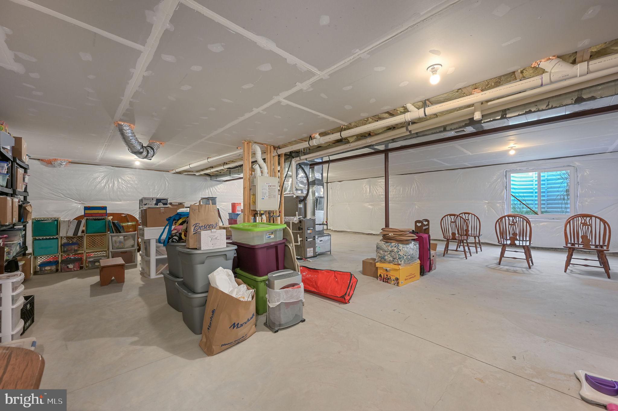 ALDERLEAF MEADOWS - Residential