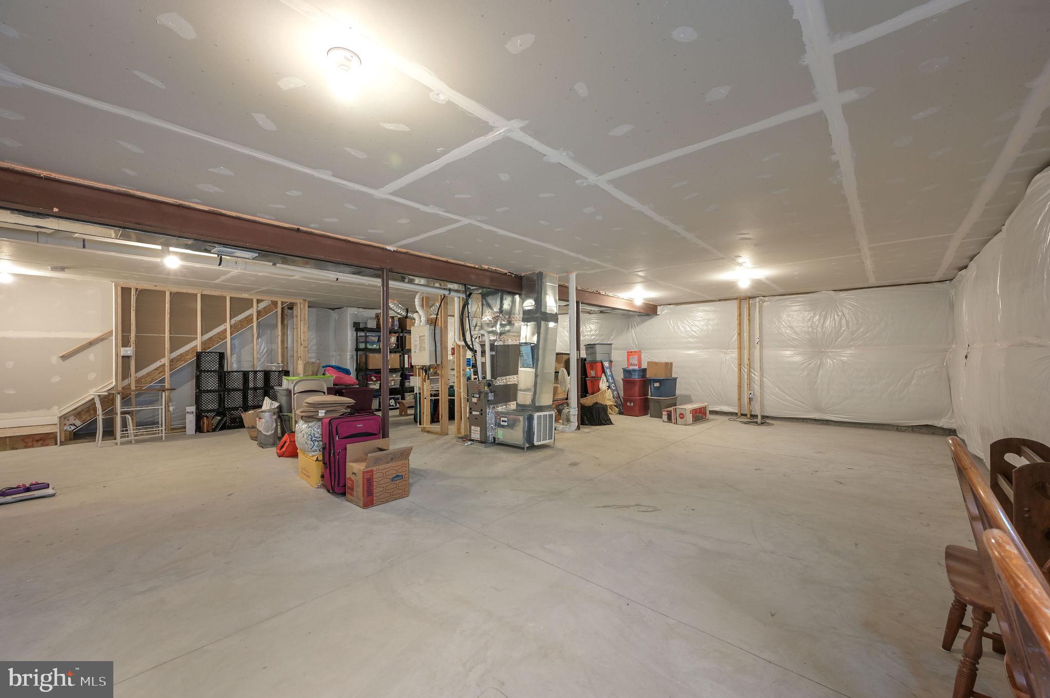 ALDERLEAF MEADOWS - Residential