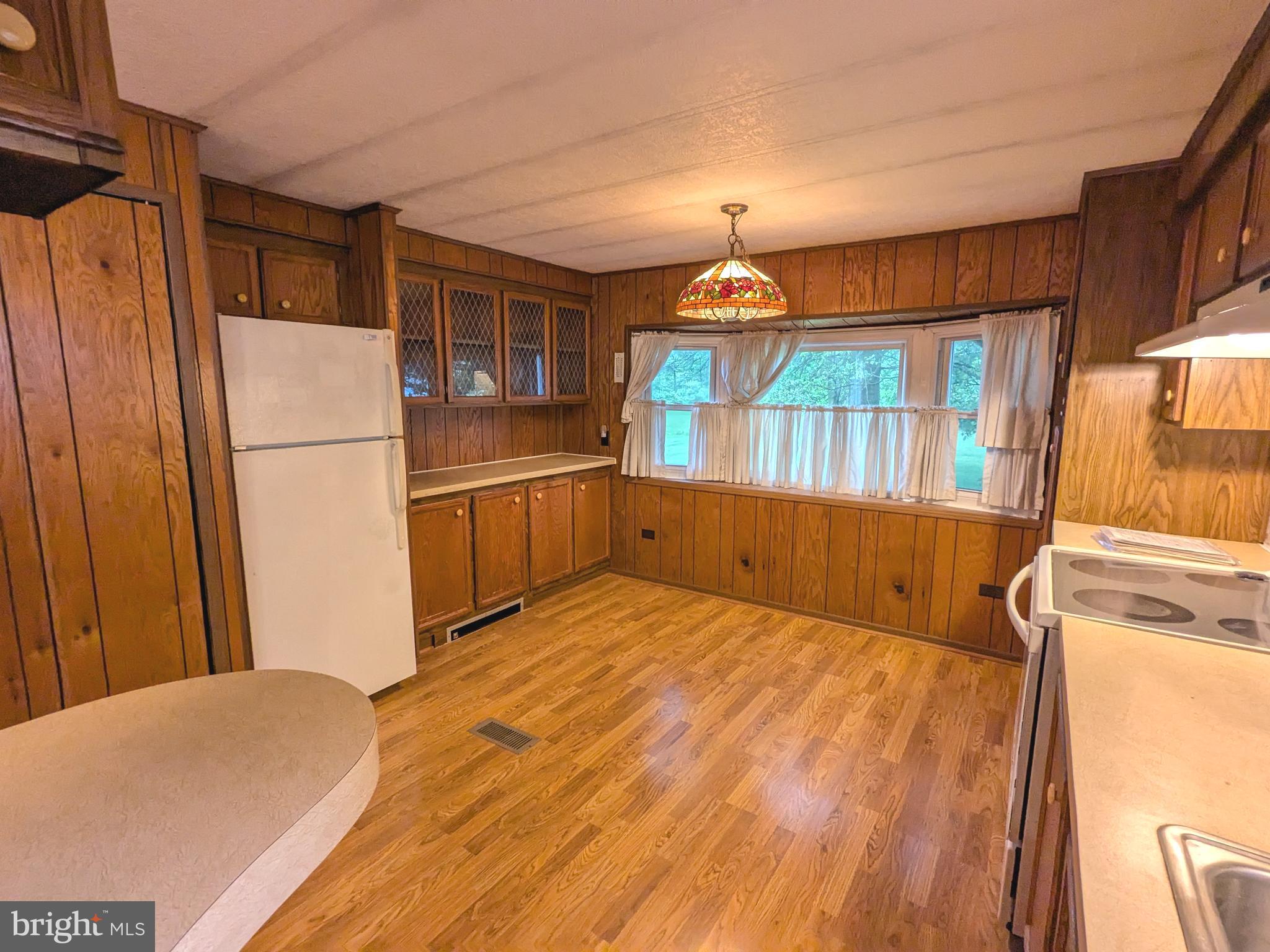 STONY RUN VILLAGE - Residential