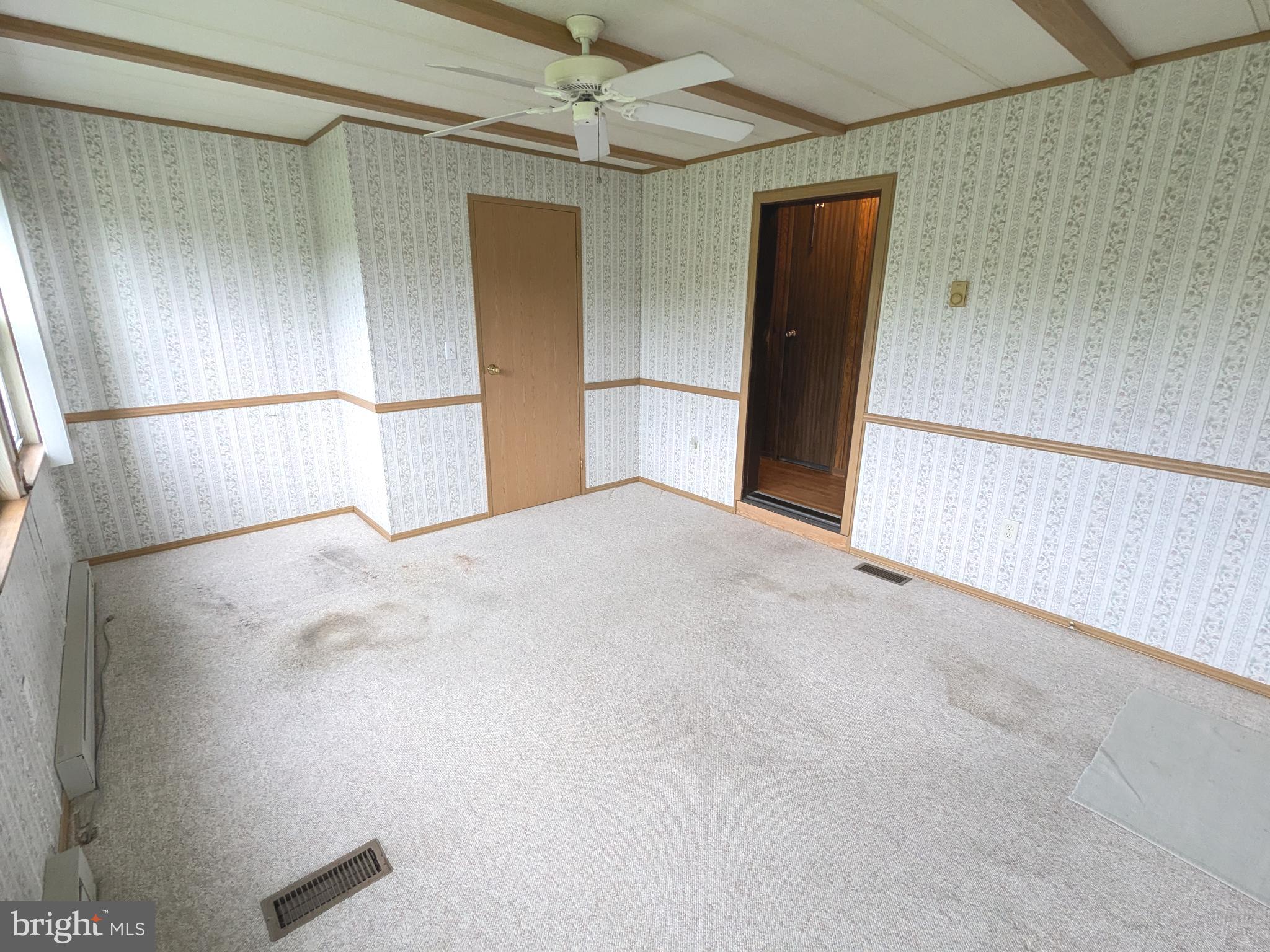 STONY RUN VILLAGE - Residential