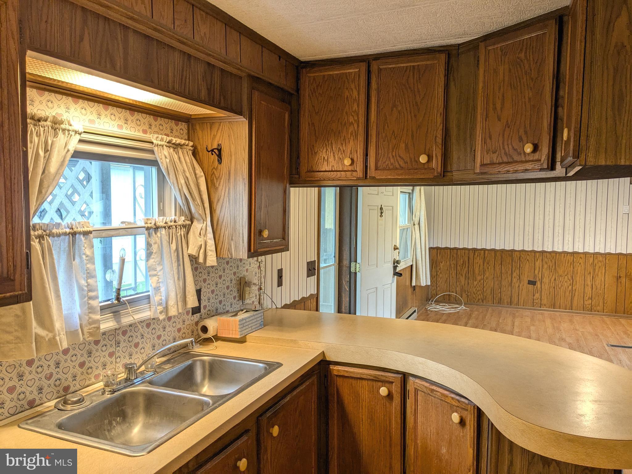 STONY RUN VILLAGE - Residential