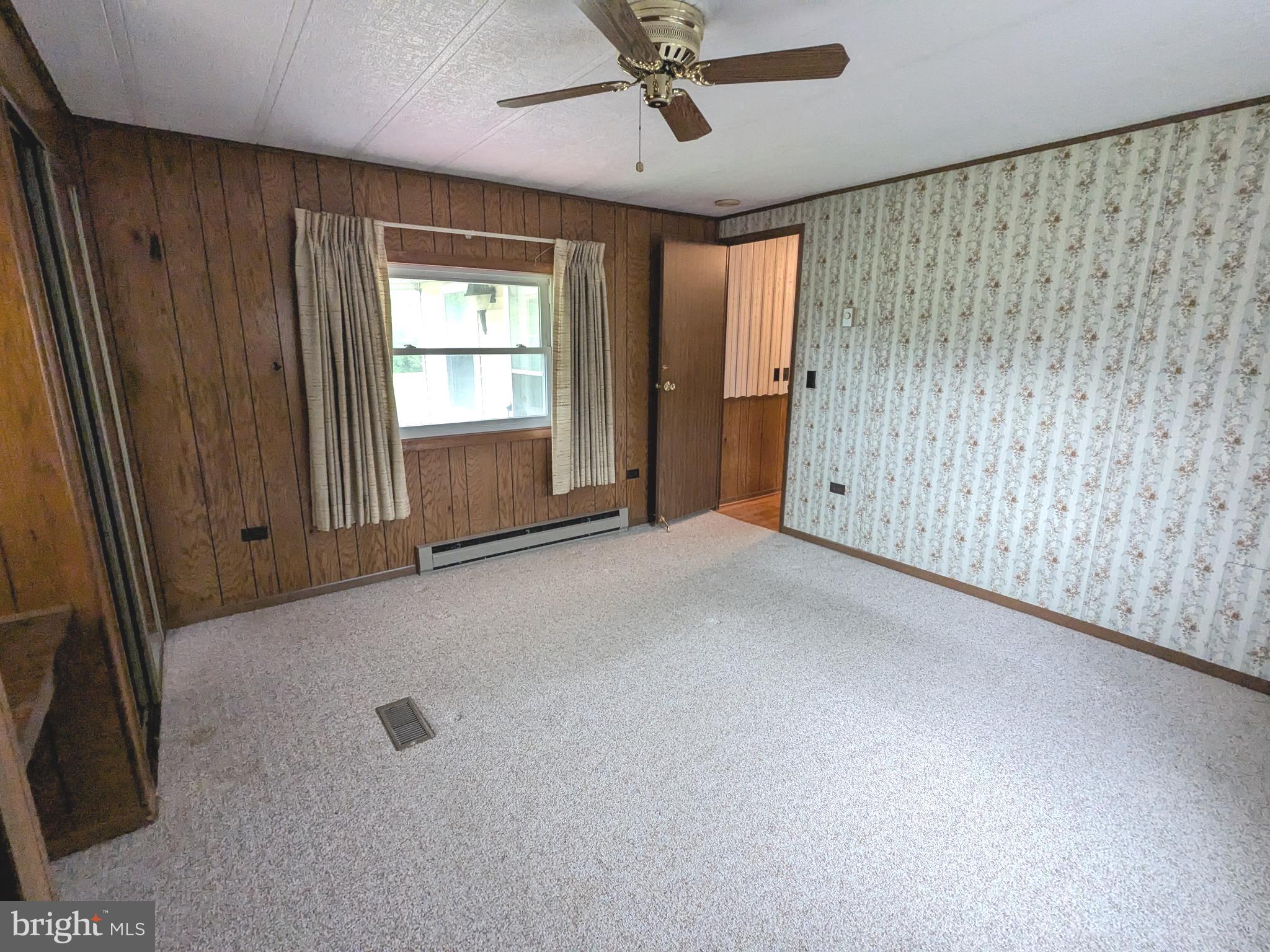 STONY RUN VILLAGE - Residential