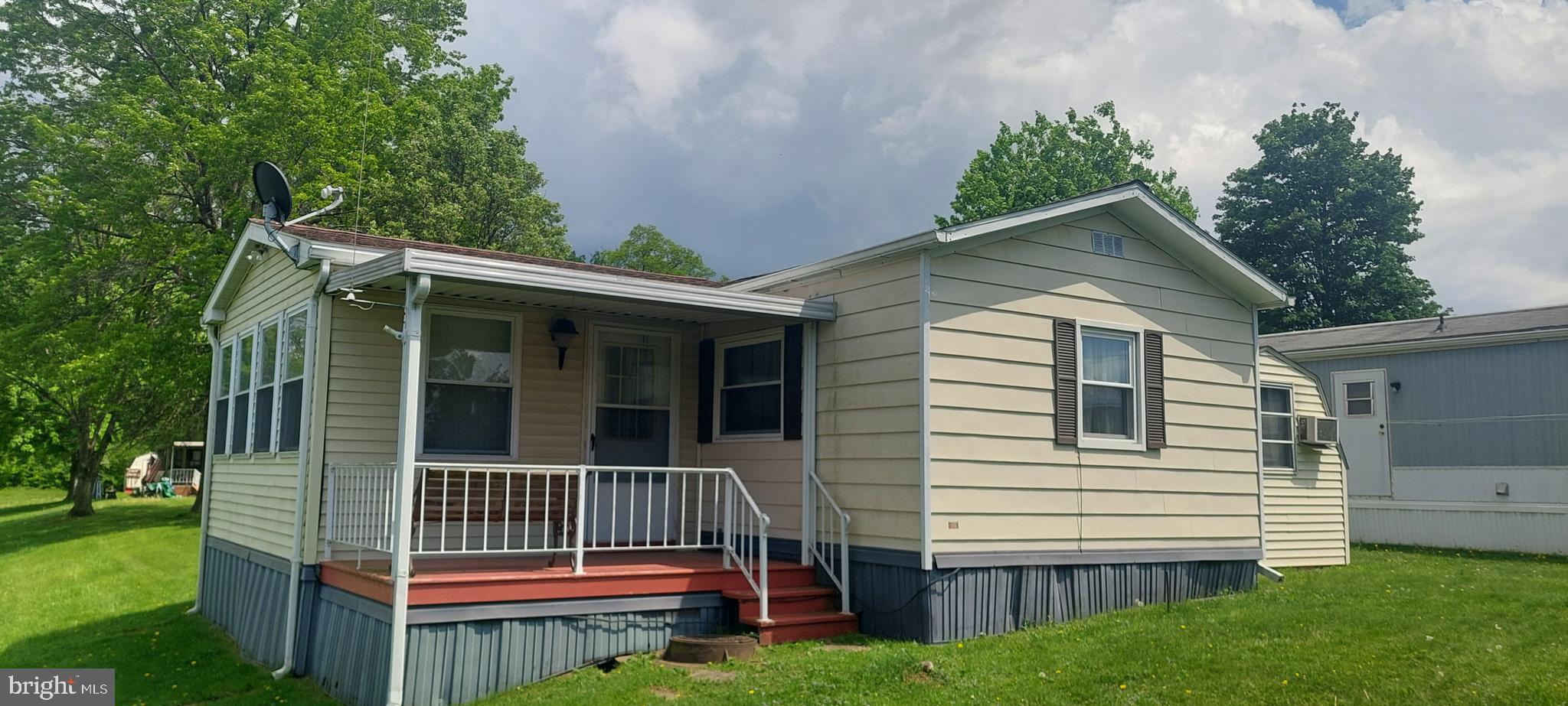 STONY RUN VILLAGE - Residential