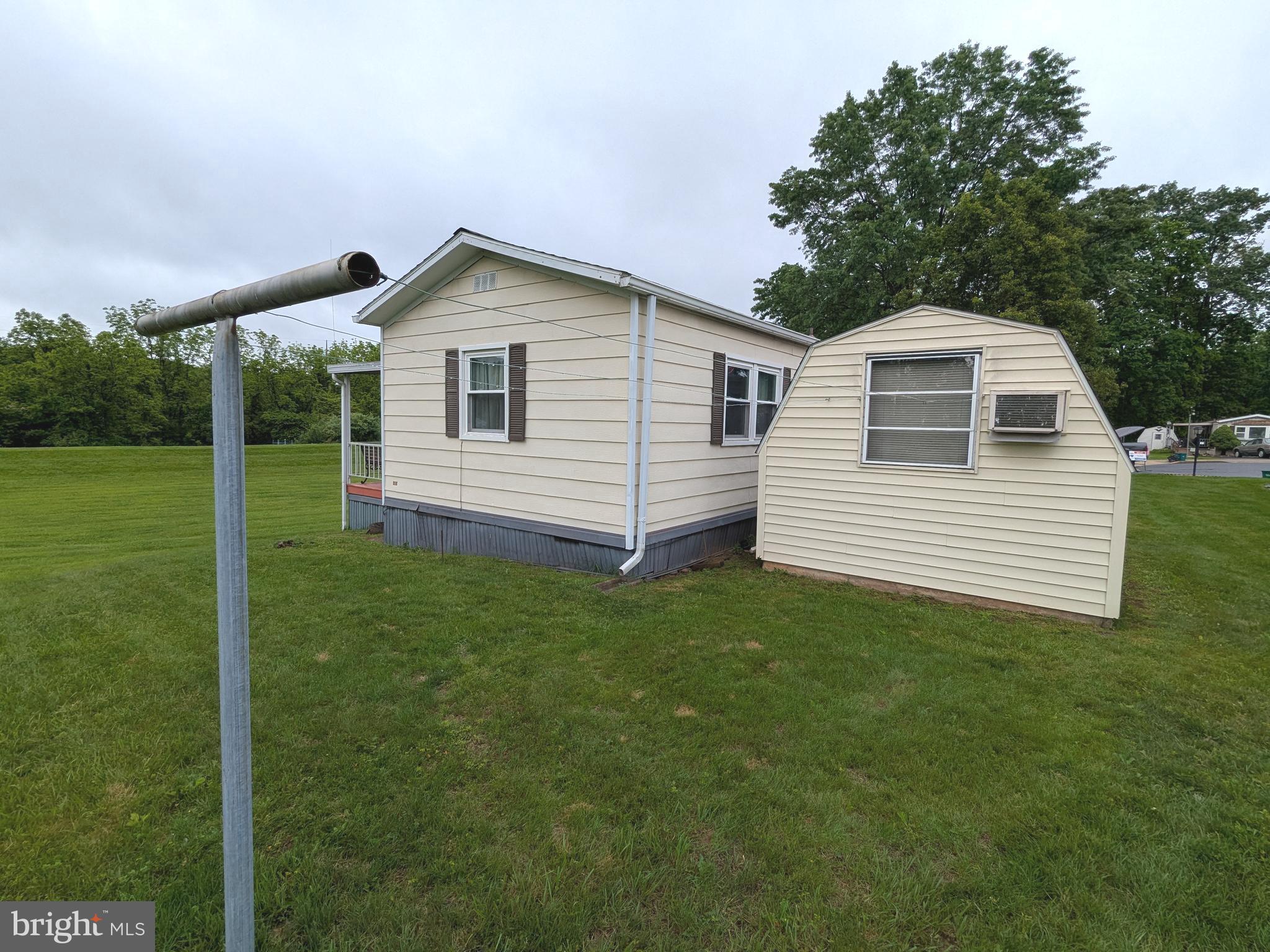 STONY RUN VILLAGE - Residential