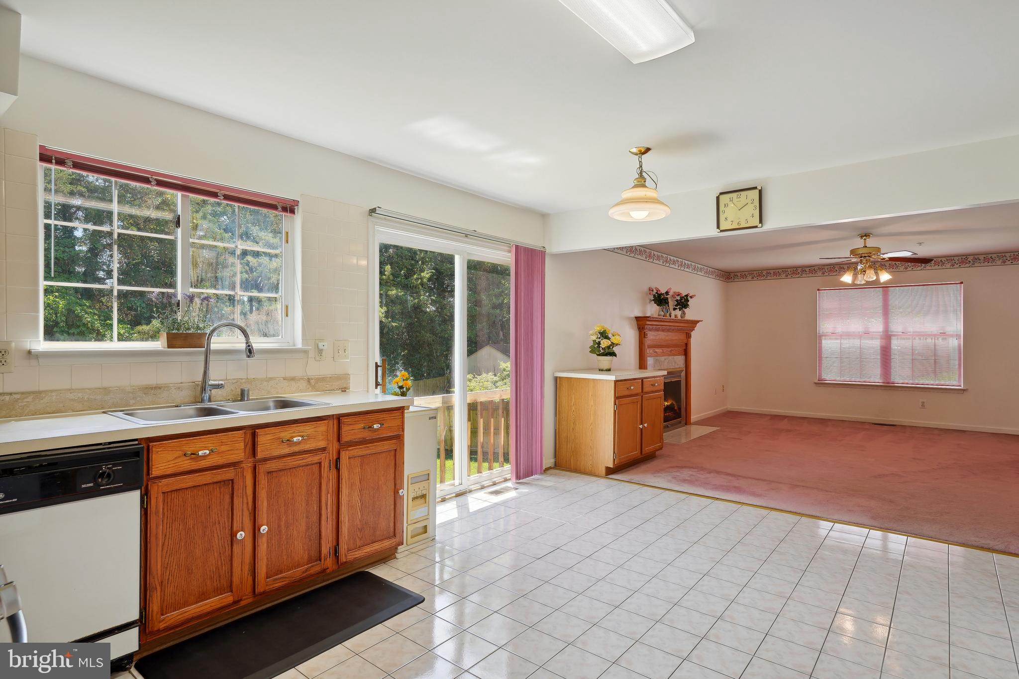 HOLLY HILL FARM - Residential