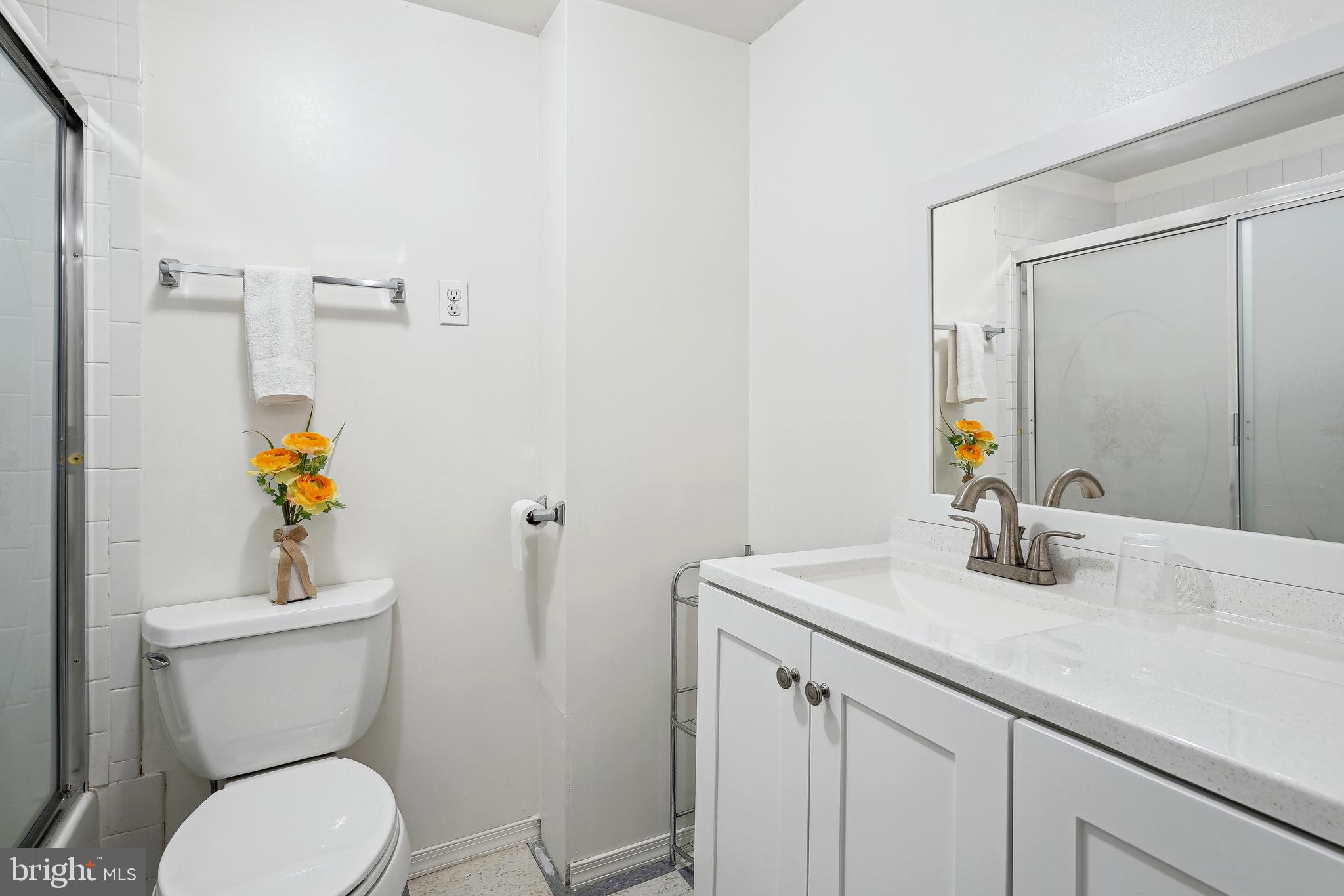 HOLLY HILL FARM - Residential