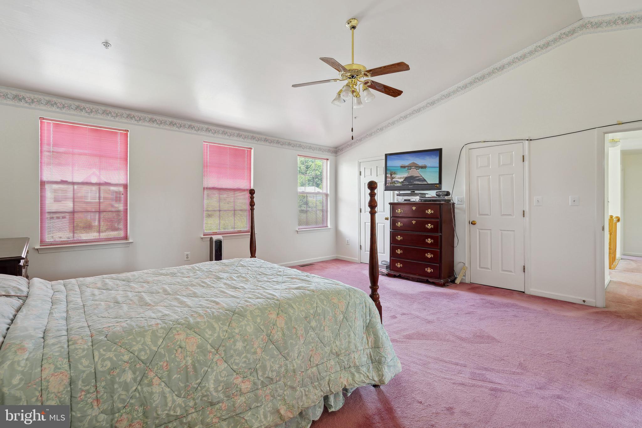 HOLLY HILL FARM - Residential