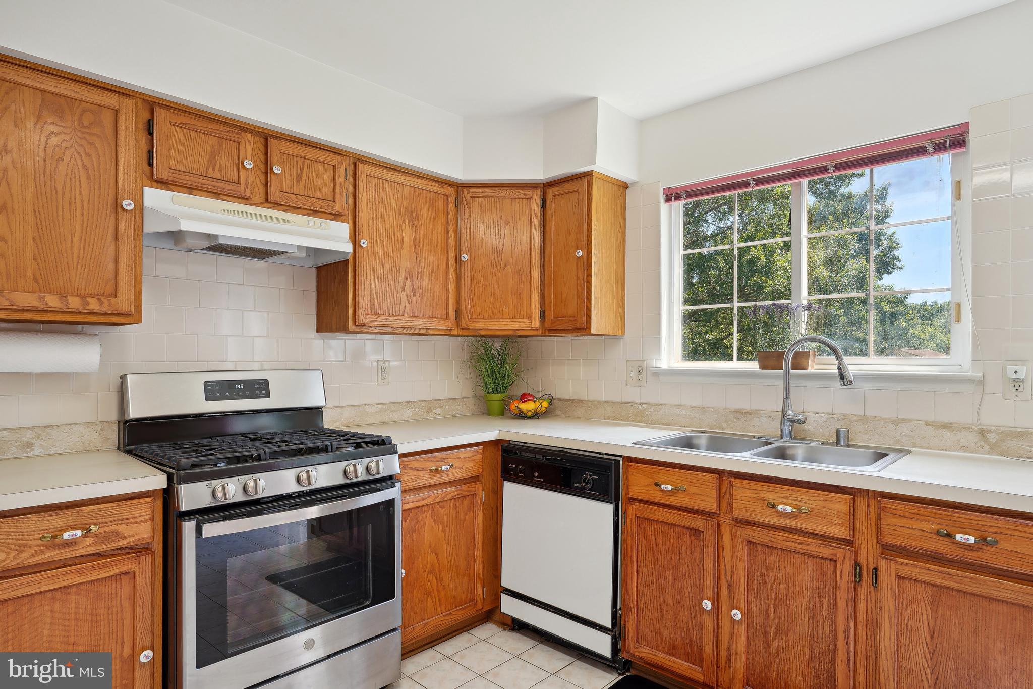 HOLLY HILL FARM - Residential