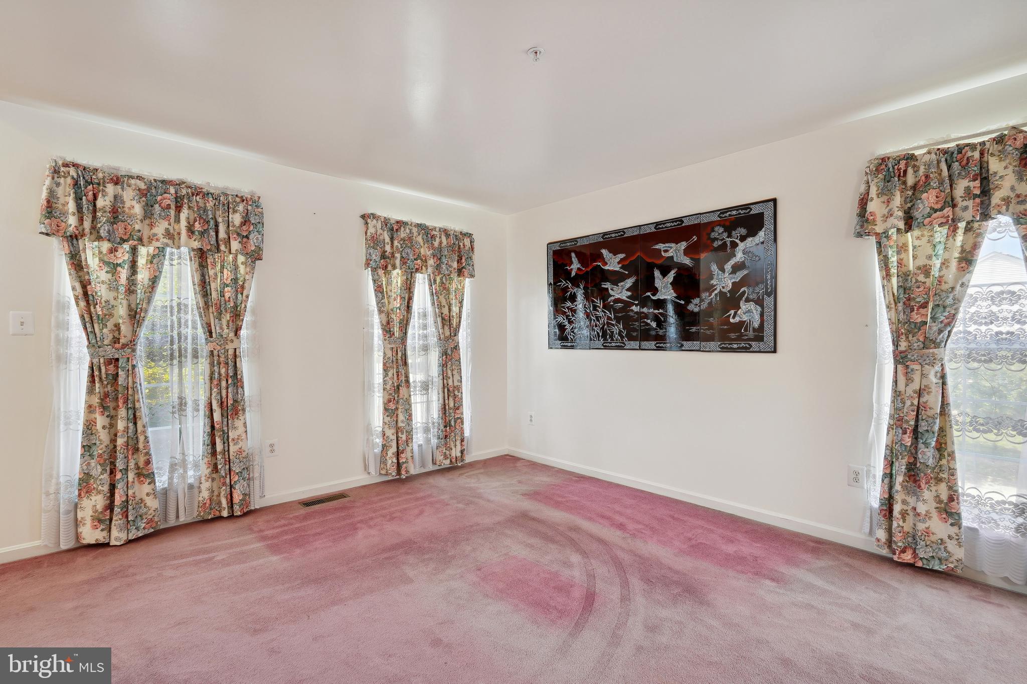 HOLLY HILL FARM - Residential