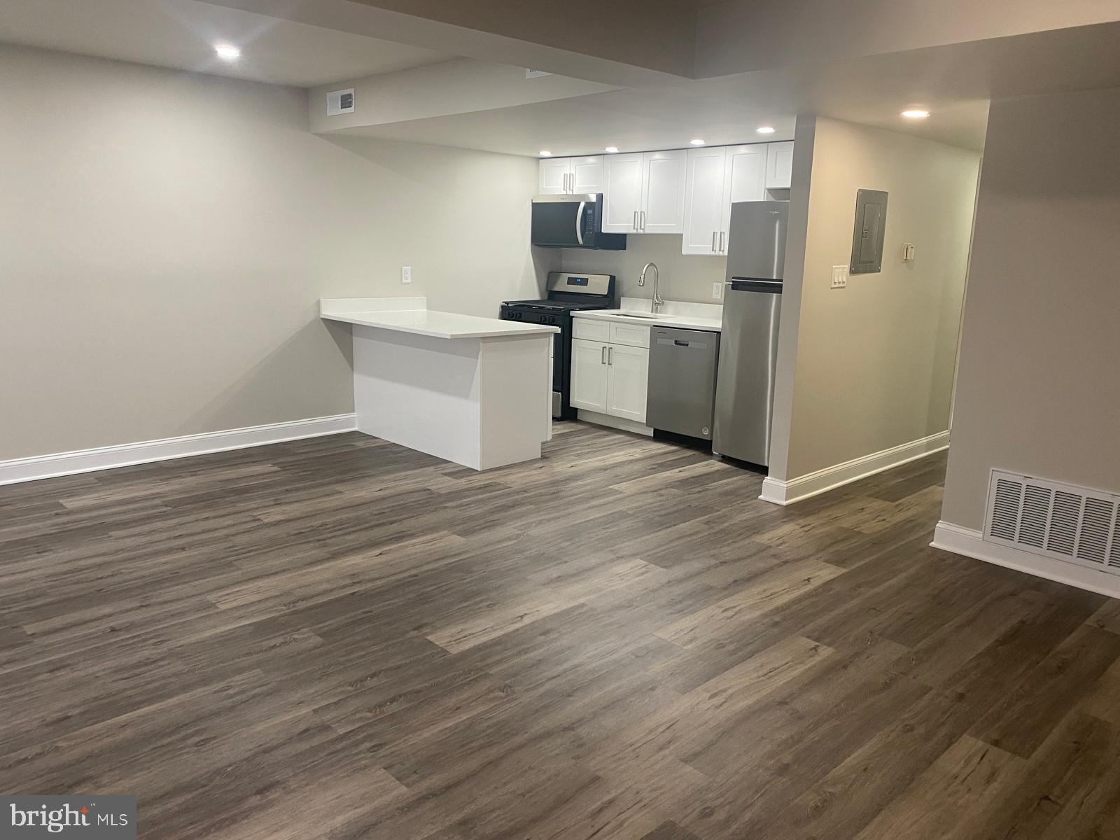 FAIRFAX HERITAGE - Residential