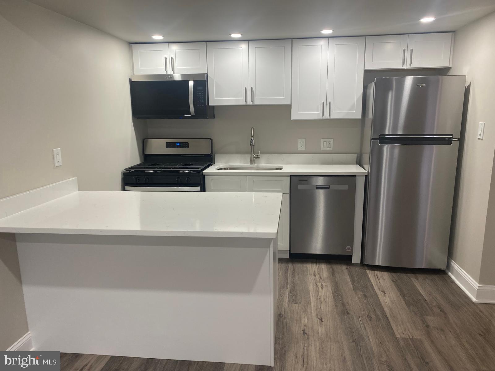 FAIRFAX HERITAGE - Residential