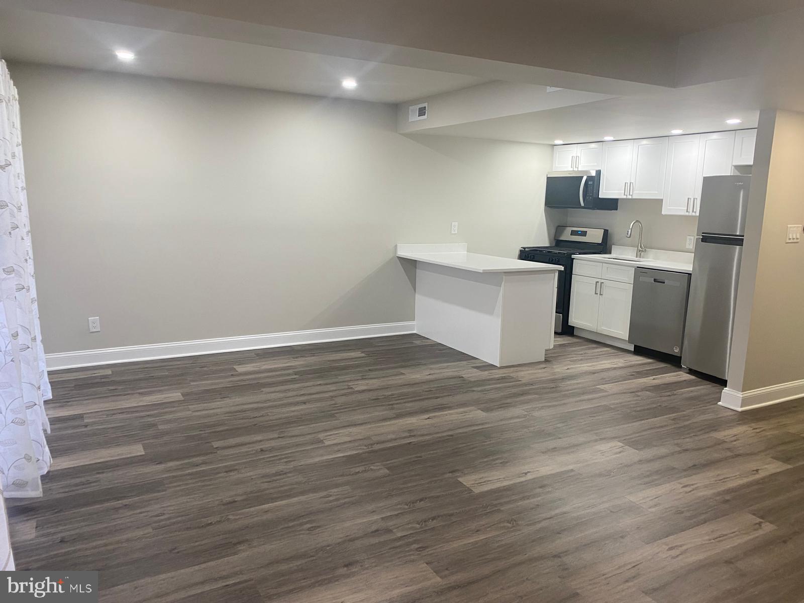 FAIRFAX HERITAGE - Residential