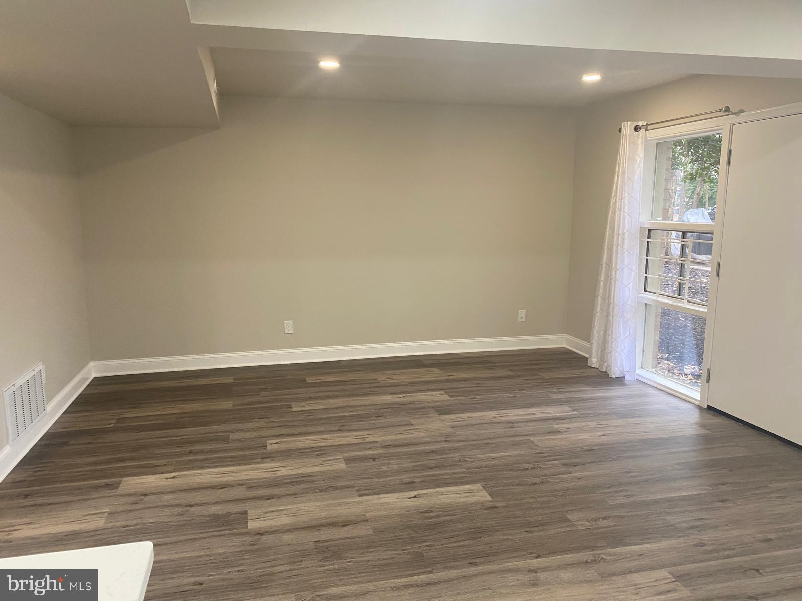 FAIRFAX HERITAGE - Residential