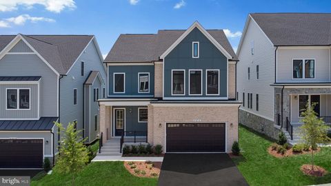 41878 NIGHT NURSE CIRCLE BRAMBLETON VA 20148