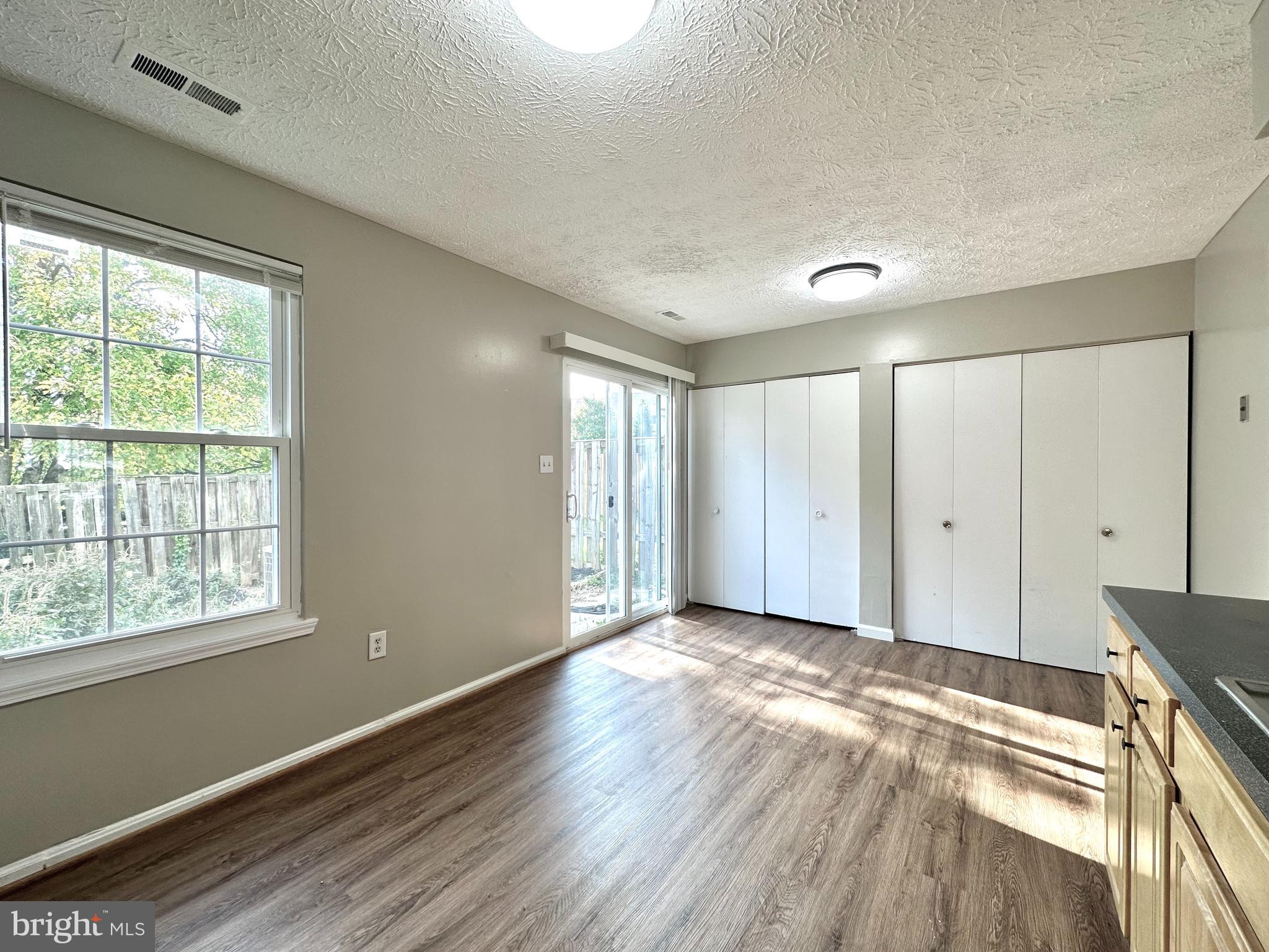 GUNNERS LAKE VILLAGE - Residential Lease