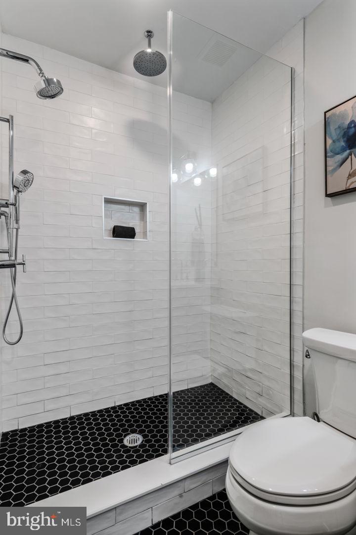 FAIRMOUNT - Residential