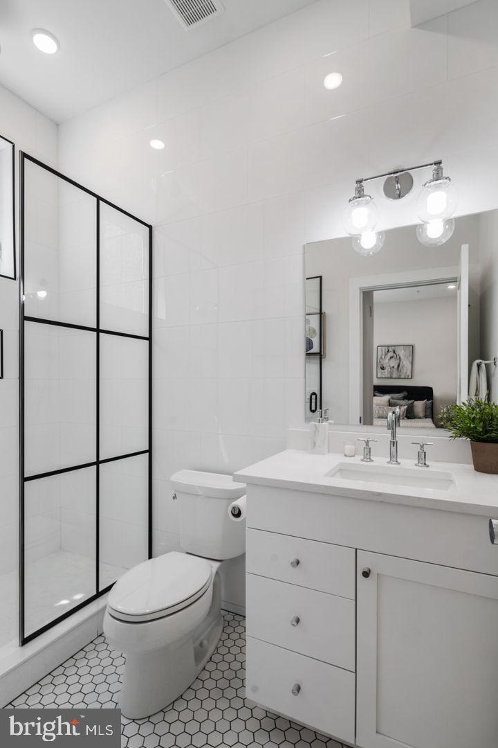 FAIRMOUNT - Residential