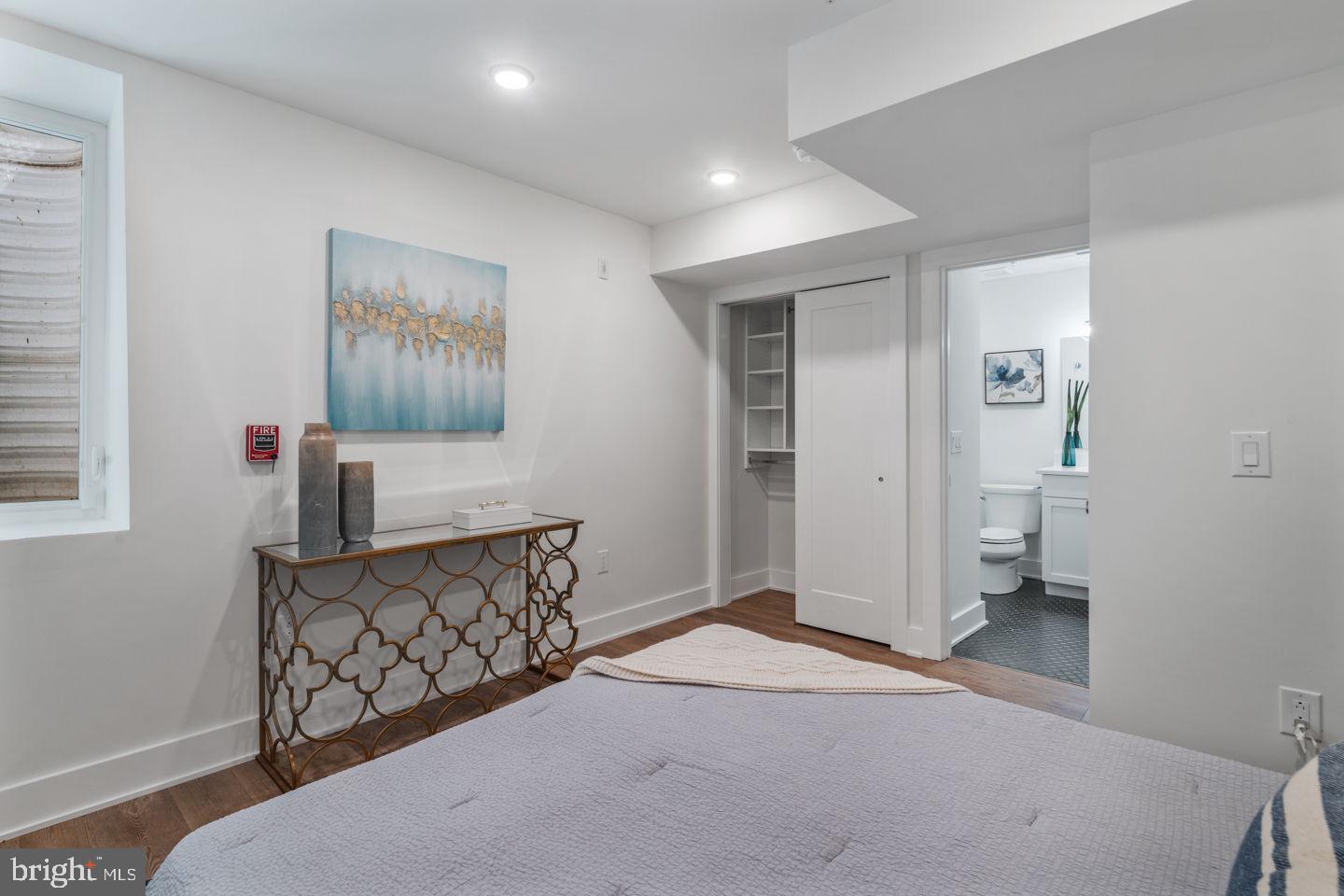 FAIRMOUNT - Residential