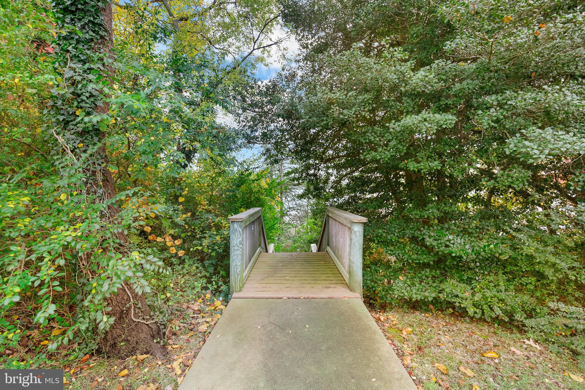 PAYNES POINT - Residential