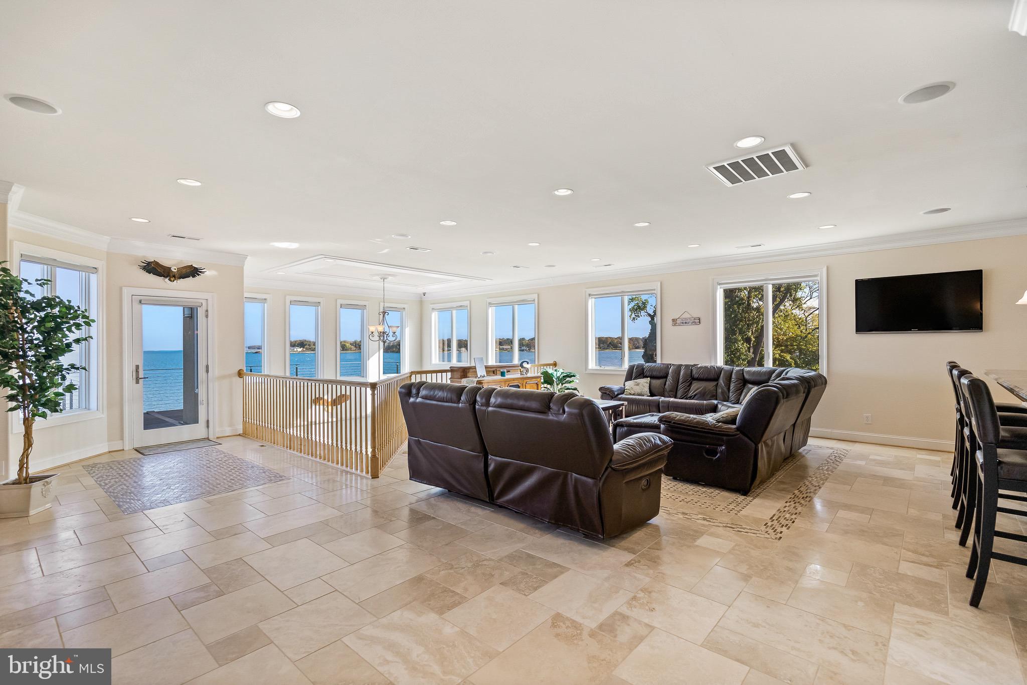 PAYNES POINT - Residential