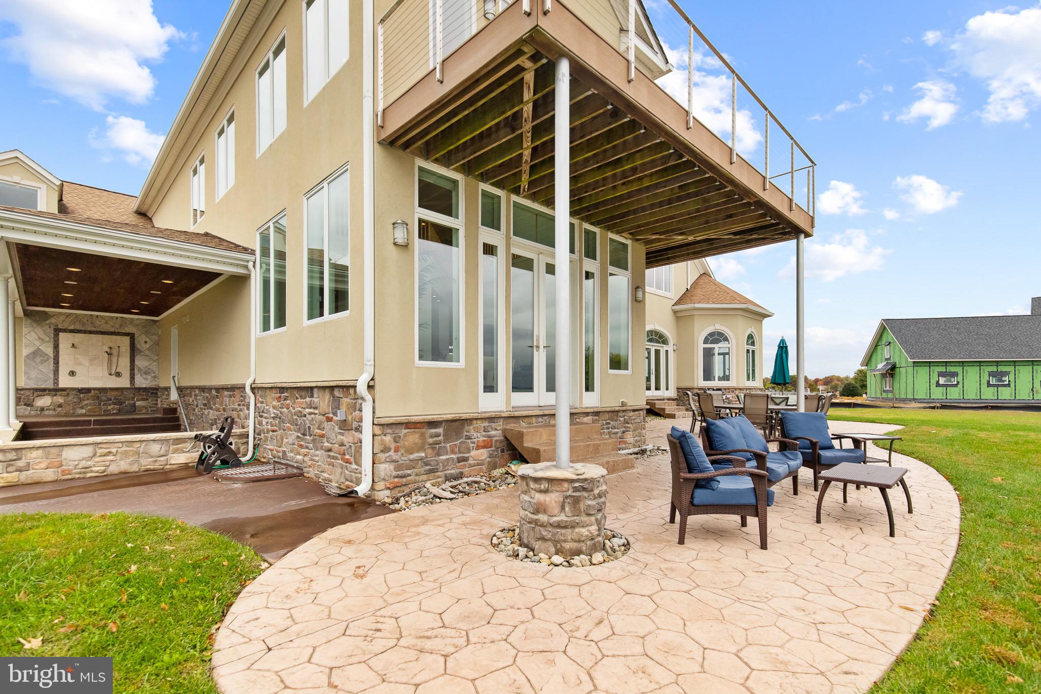 PAYNES POINT - Residential