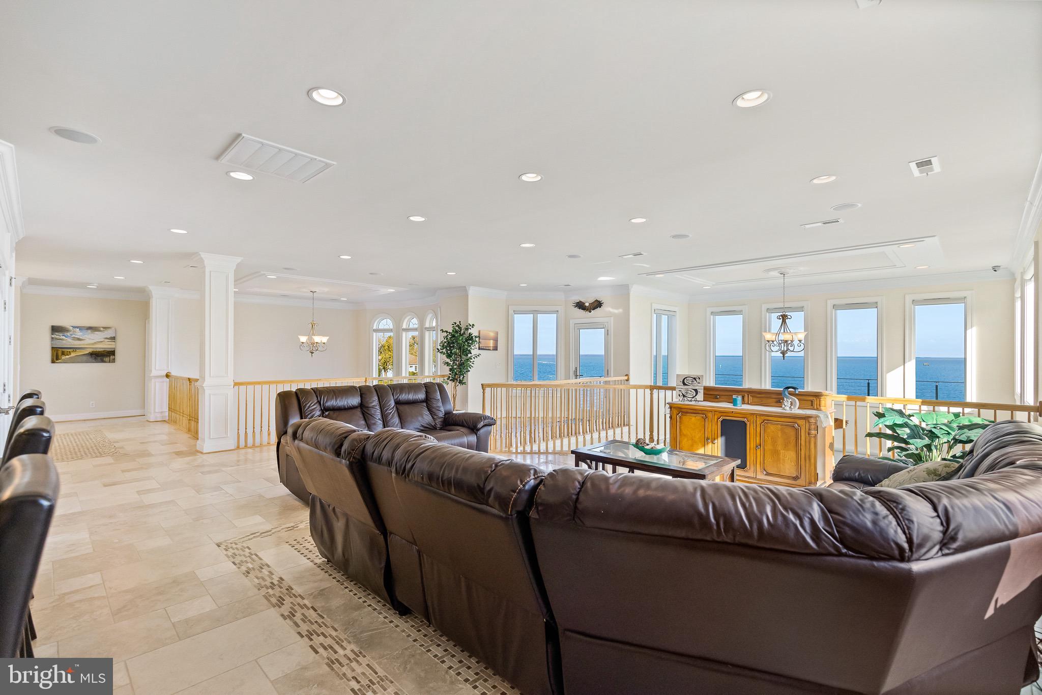 PAYNES POINT - Residential