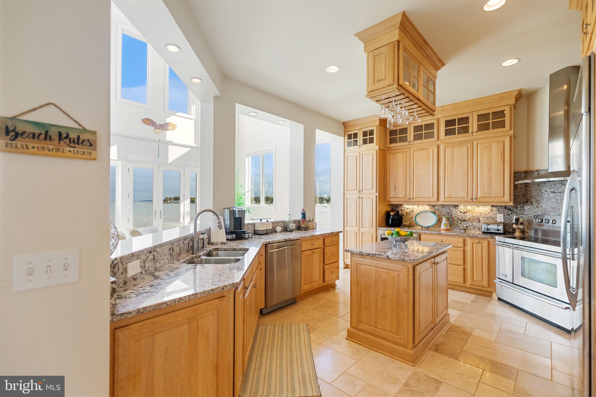 PAYNES POINT - Residential