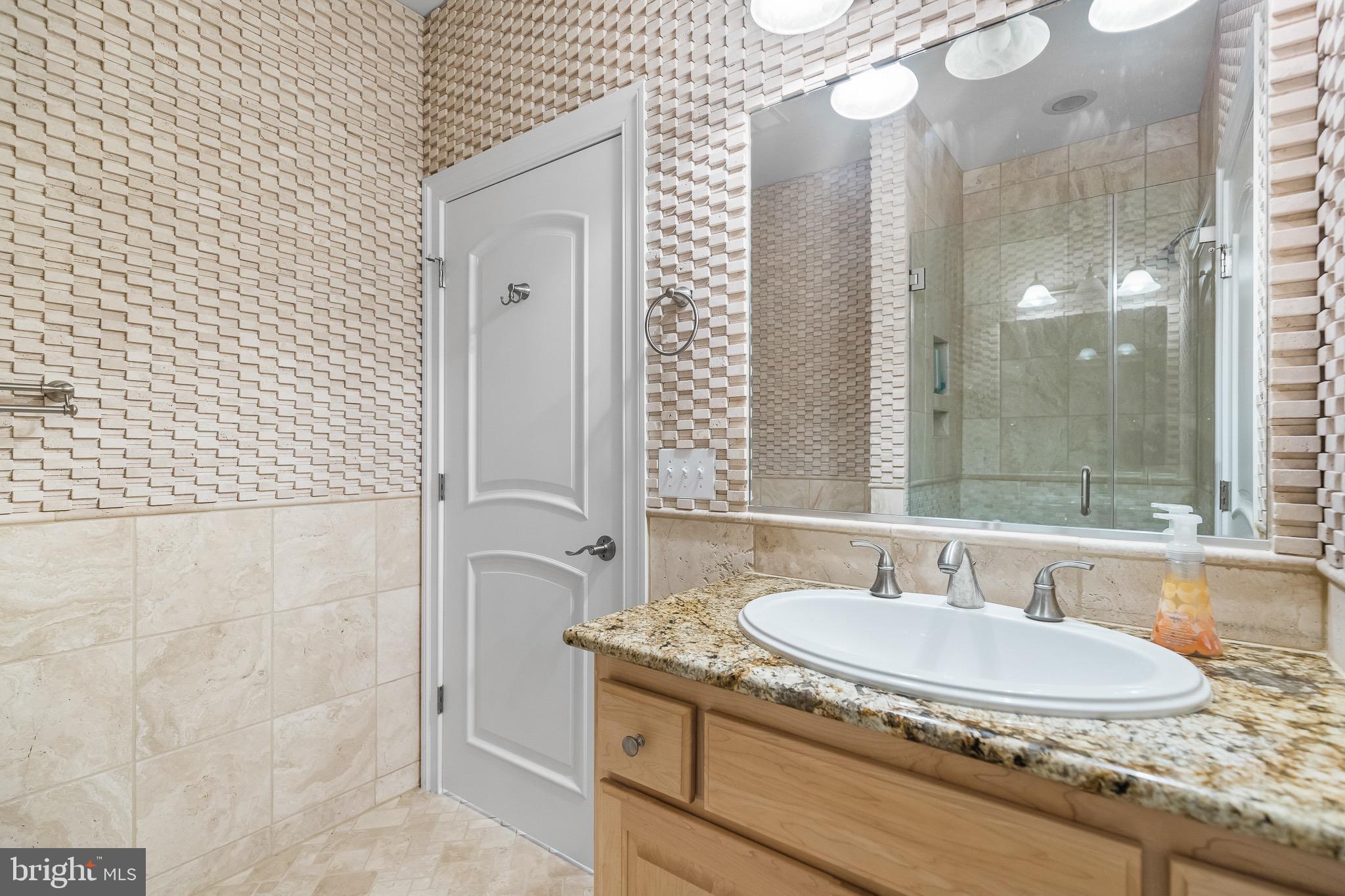 PAYNES POINT - Residential