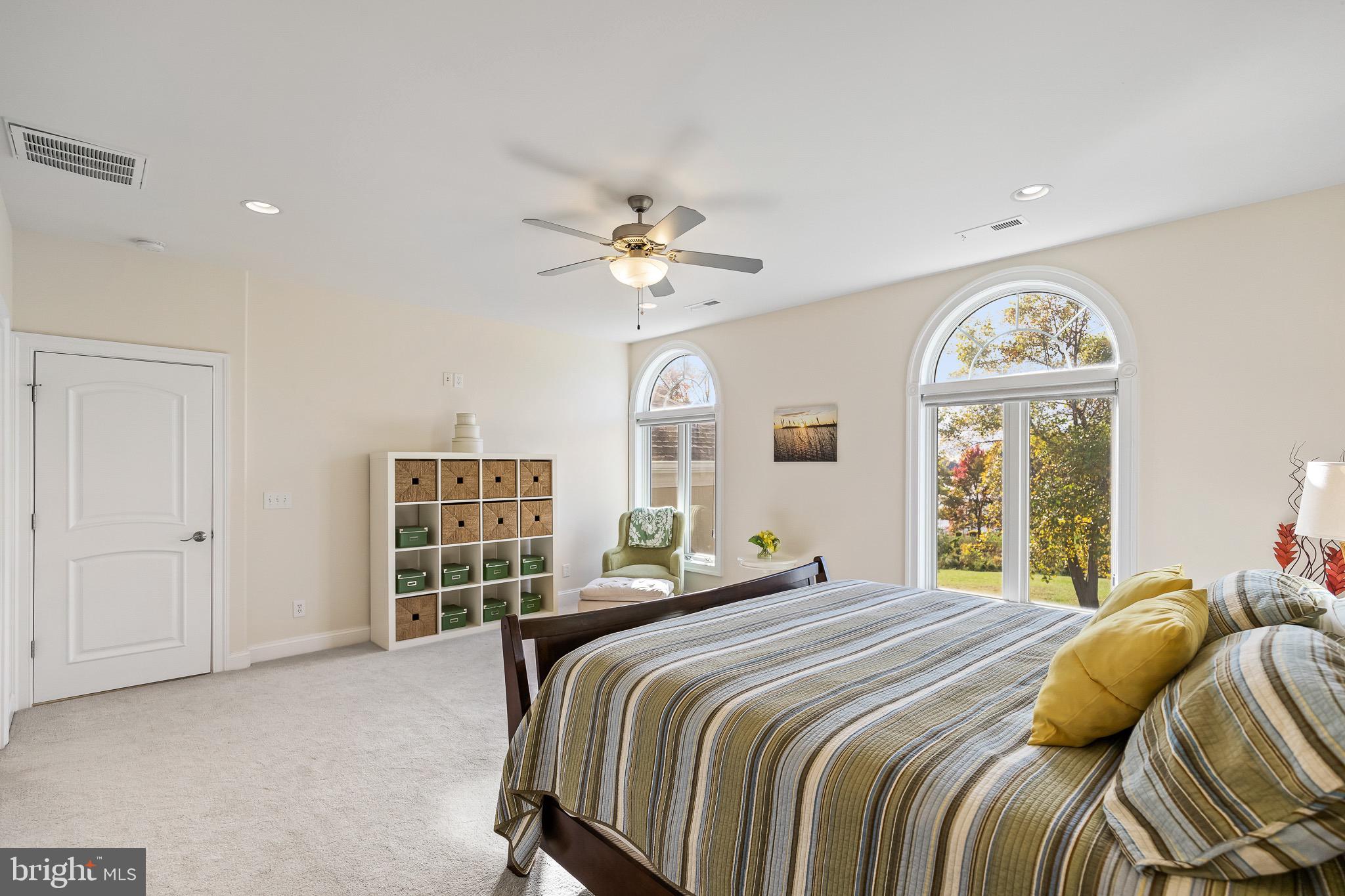 PAYNES POINT - Residential