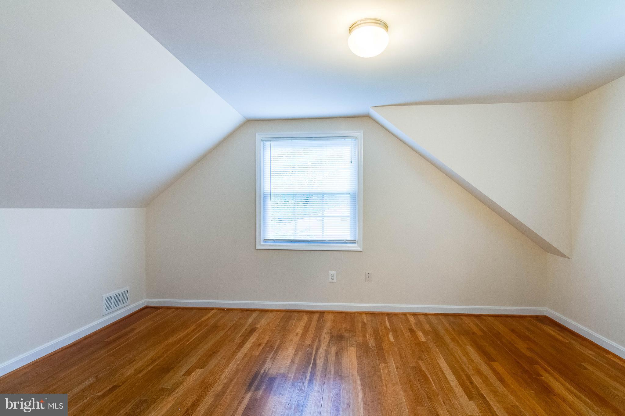 LOCH LOMOND - Residential