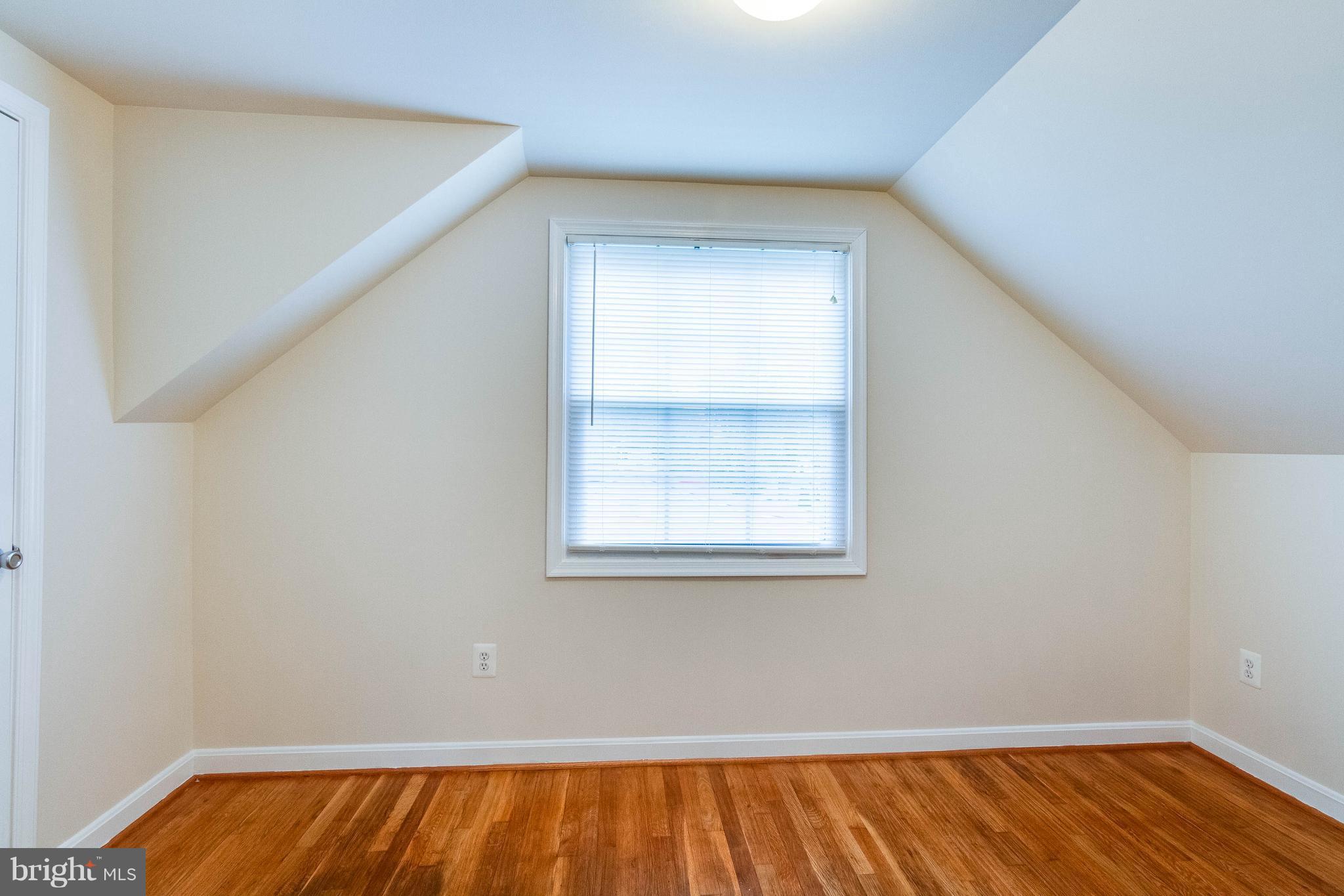 LOCH LOMOND - Residential