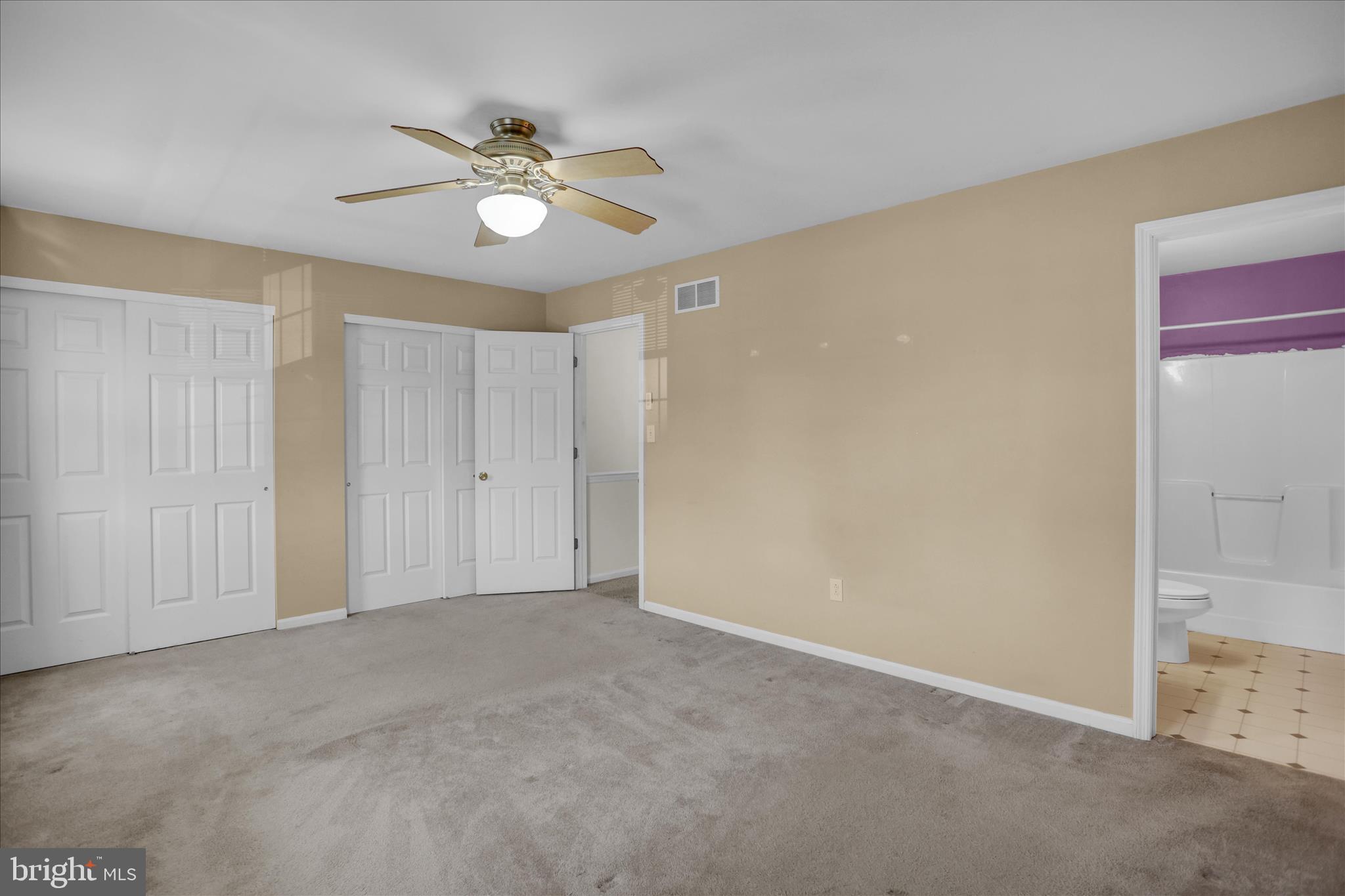 HEATHER KNOLL - Residential