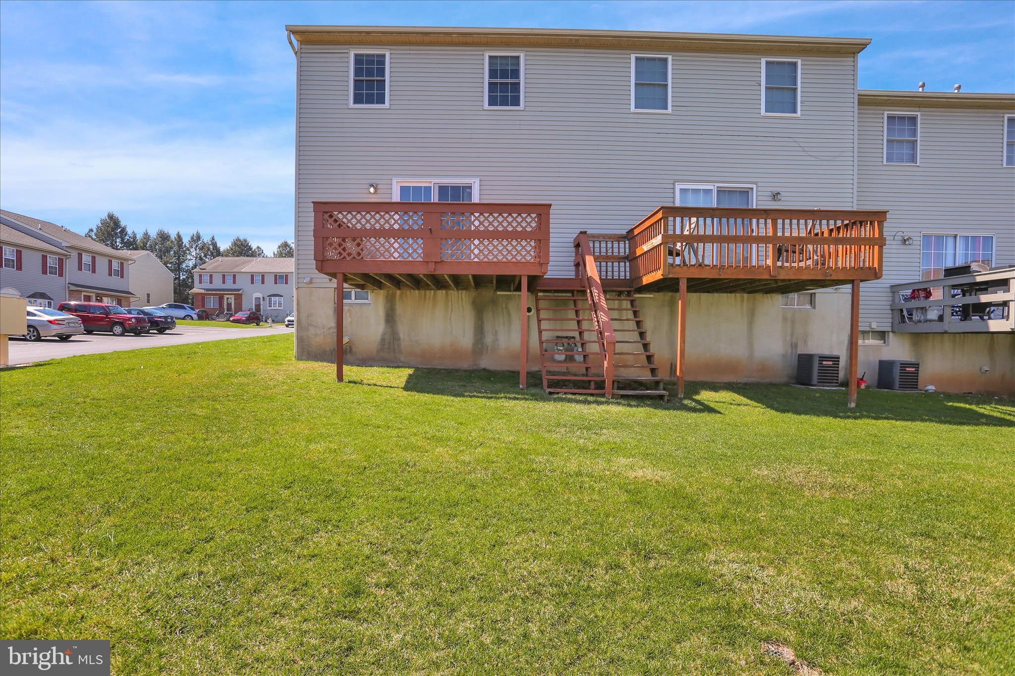 1122 FREDRICK BOULEVARD