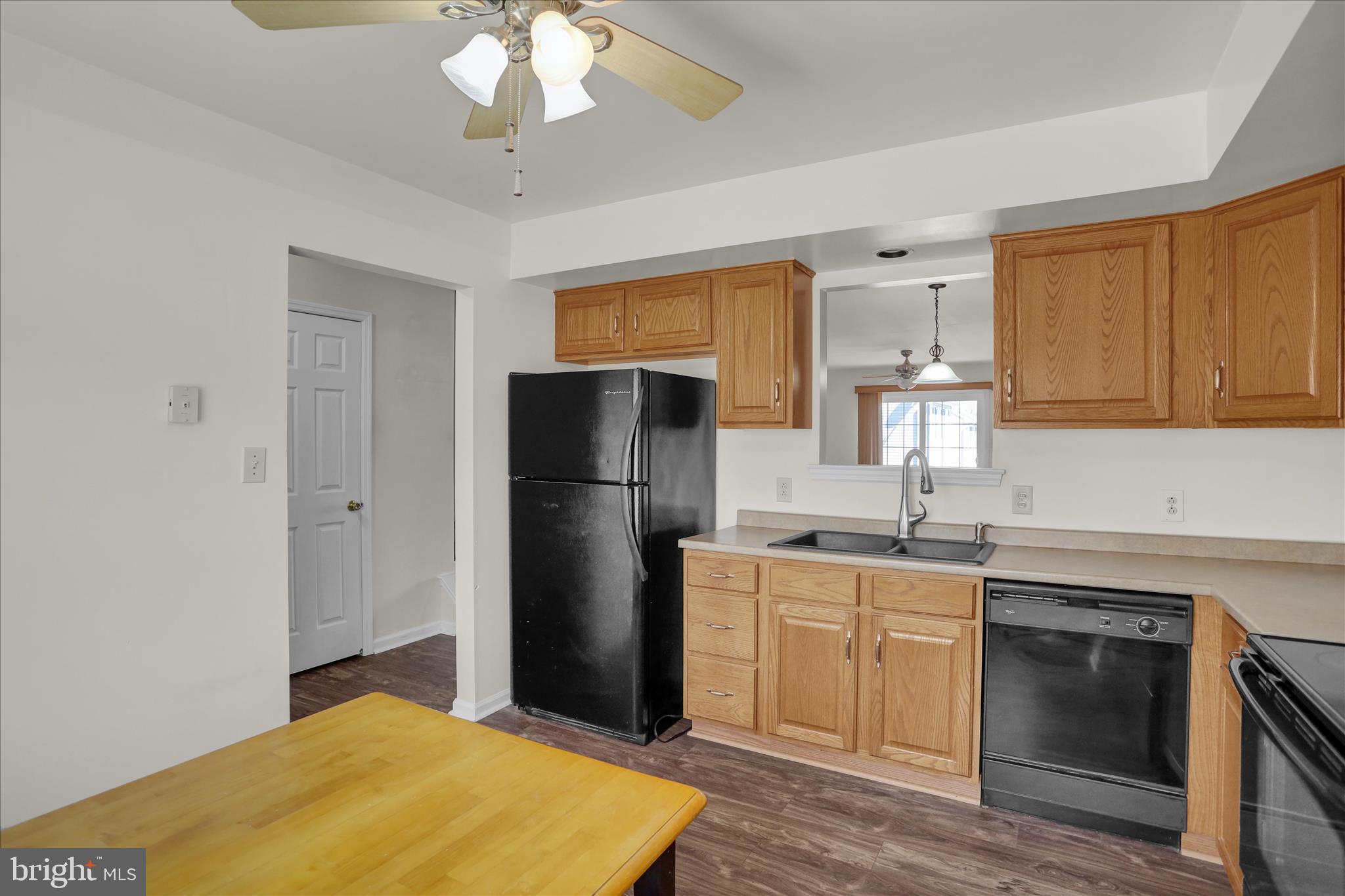 HEATHER KNOLL - Residential