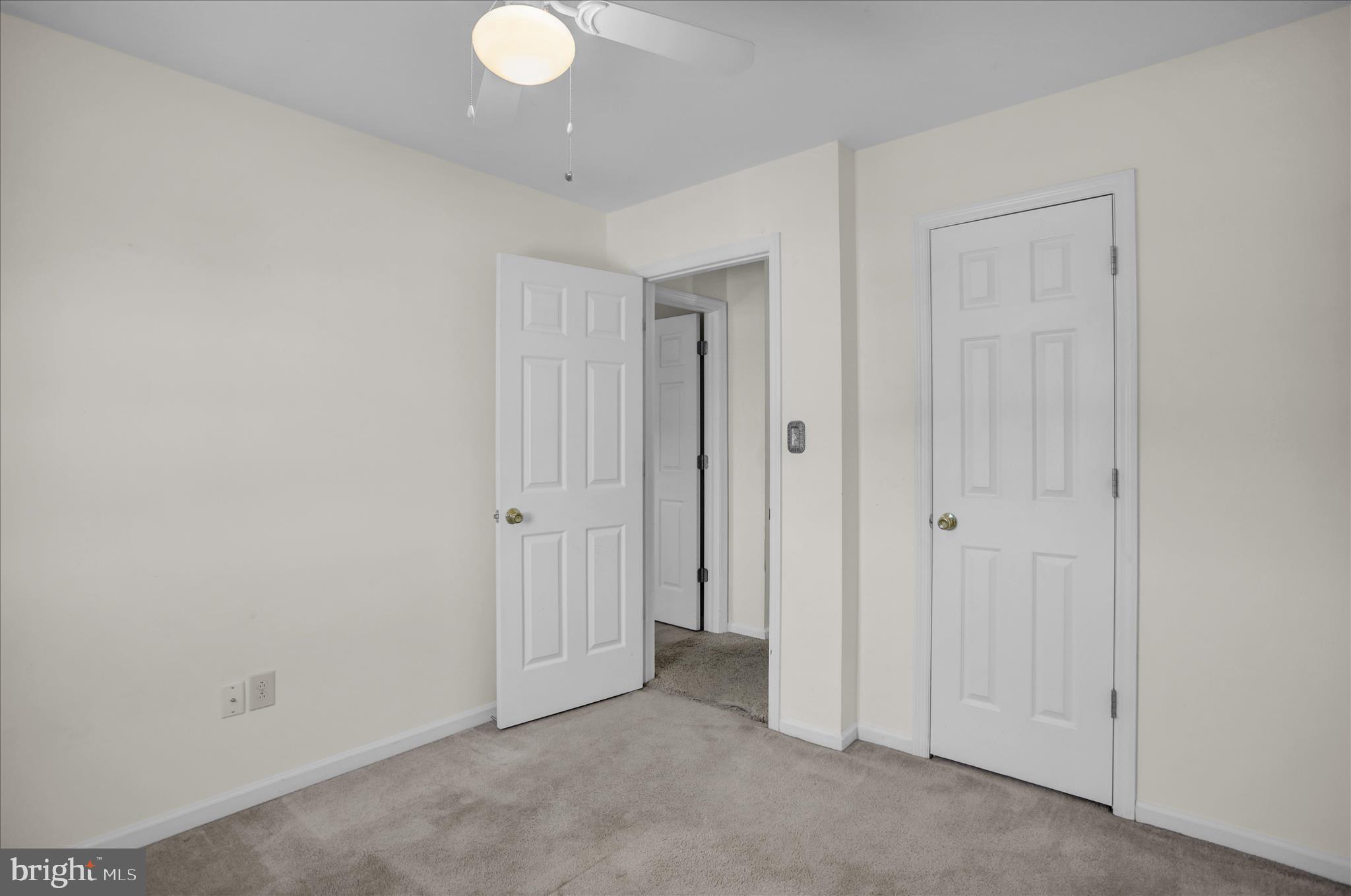 HEATHER KNOLL - Residential