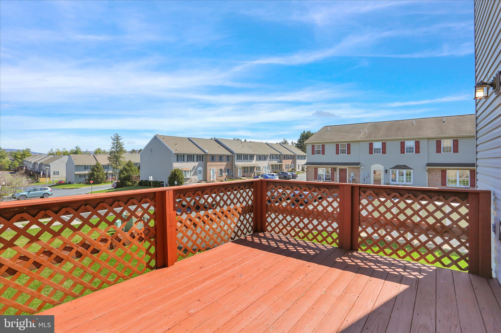 HEATHER KNOLL - Residential