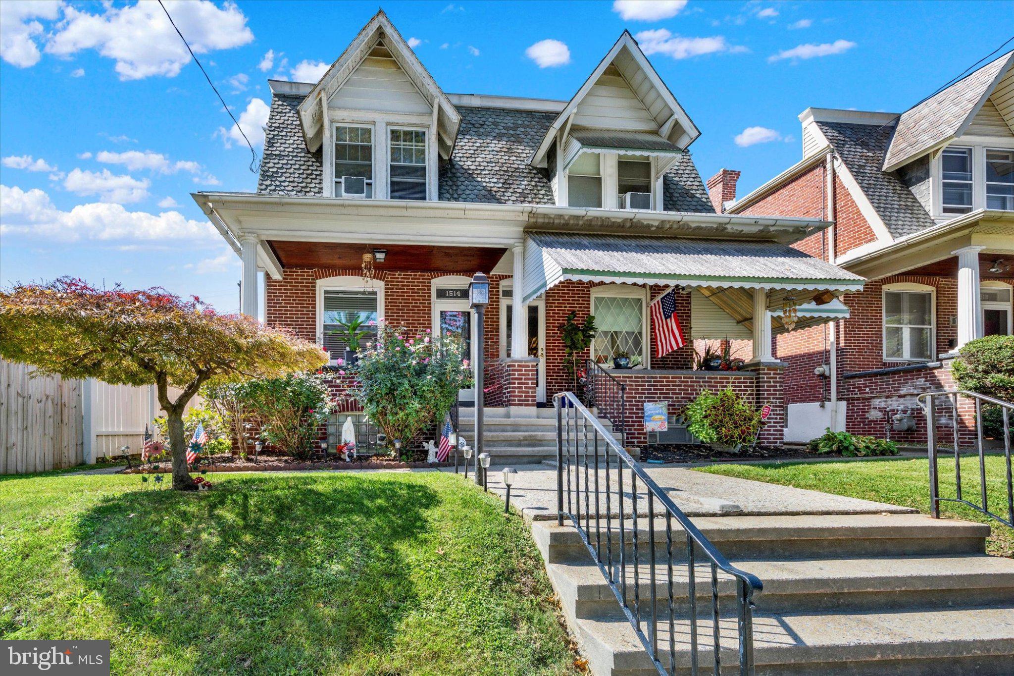 1514 LOCUST STREET