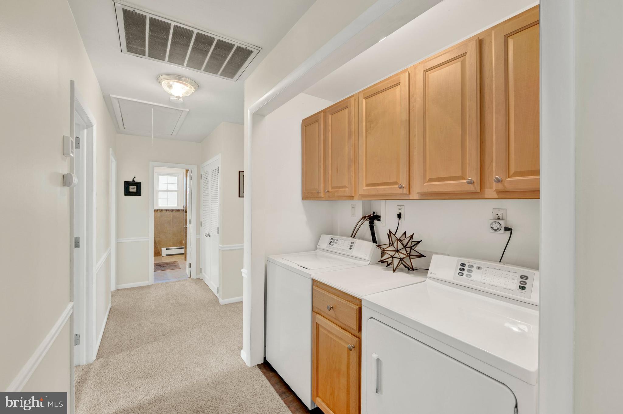 ROSLYN - Residential