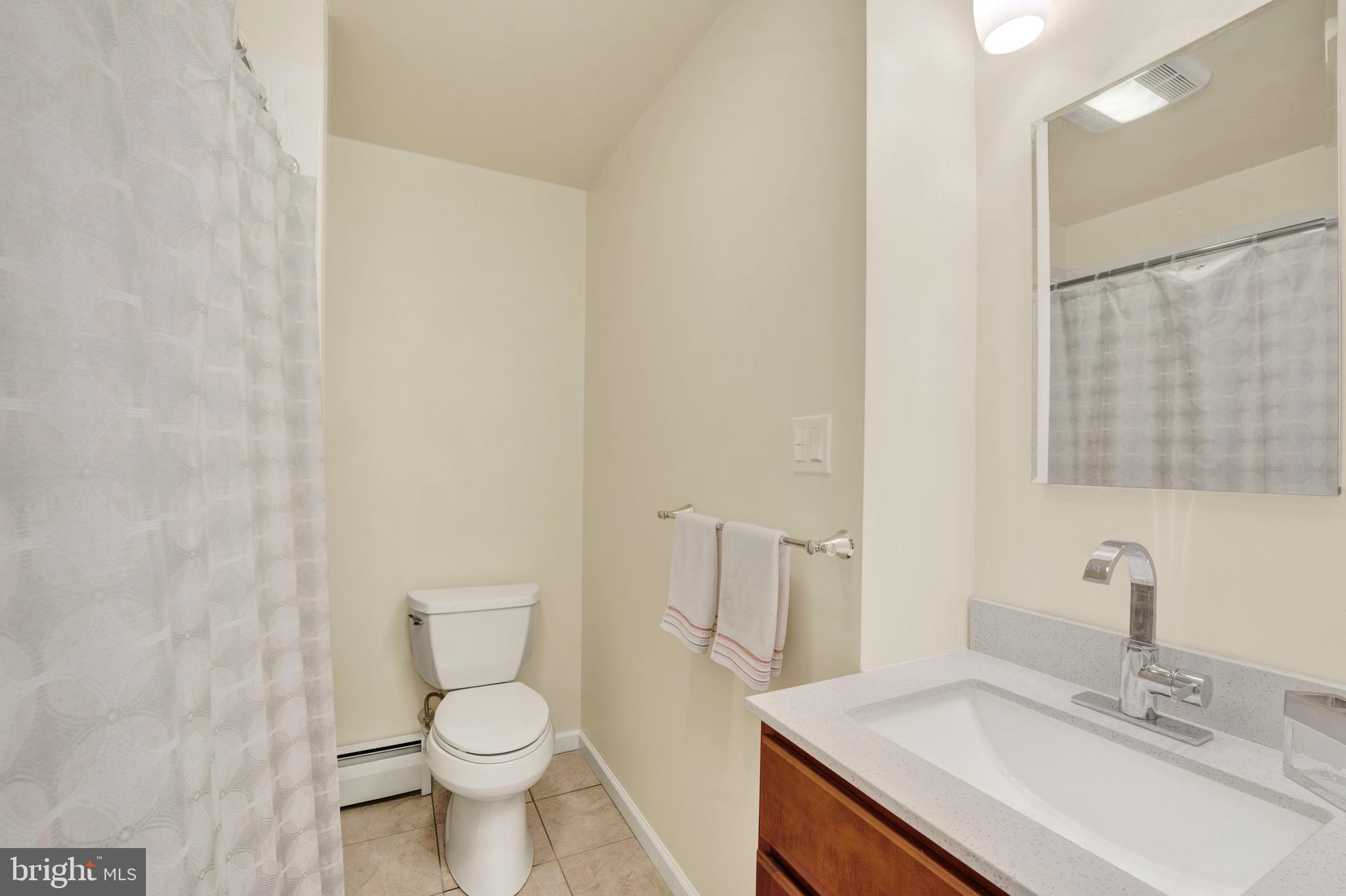 ROSLYN - Residential