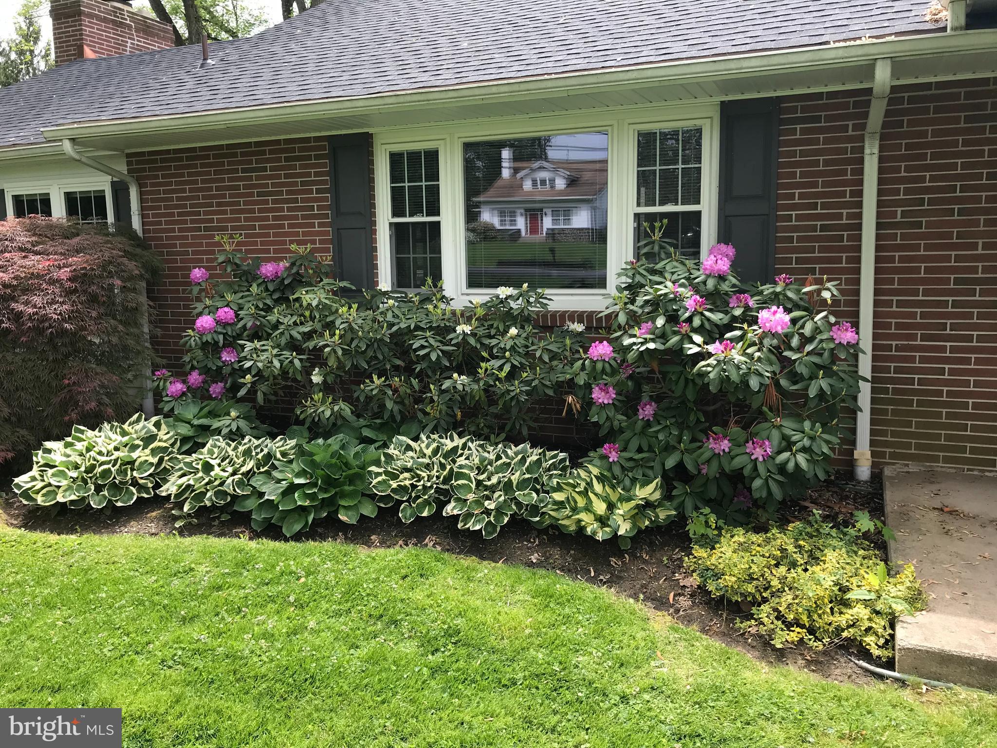 ROSLYN - Residential