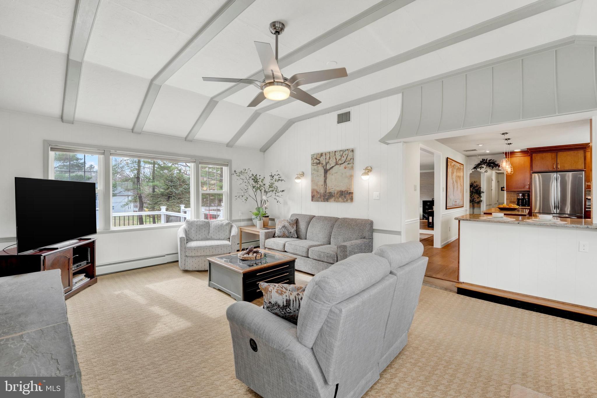 ROSLYN - Residential