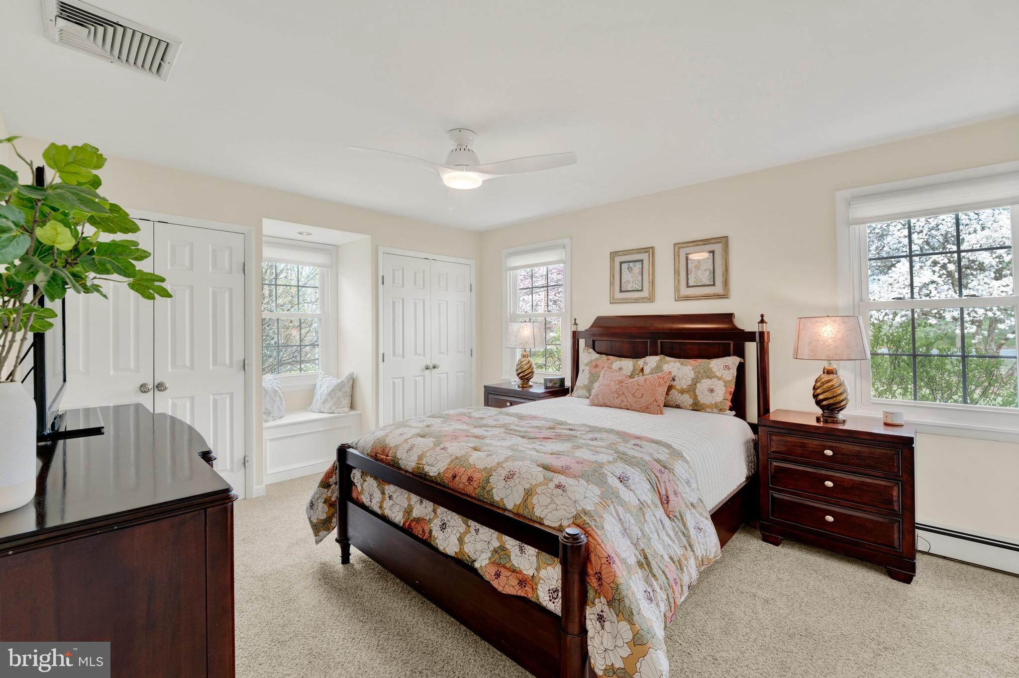 ROSLYN - Residential