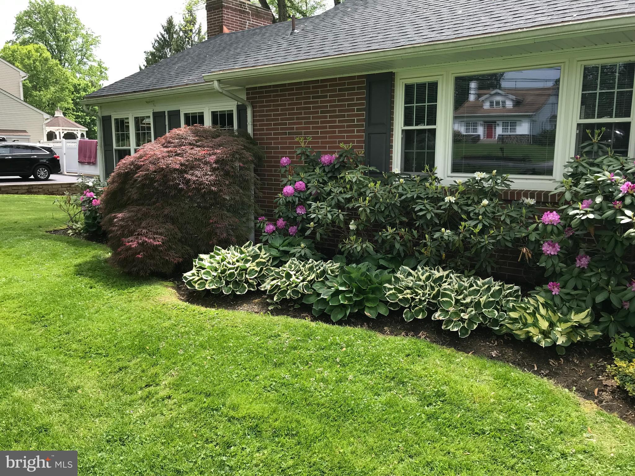 ROSLYN - Residential