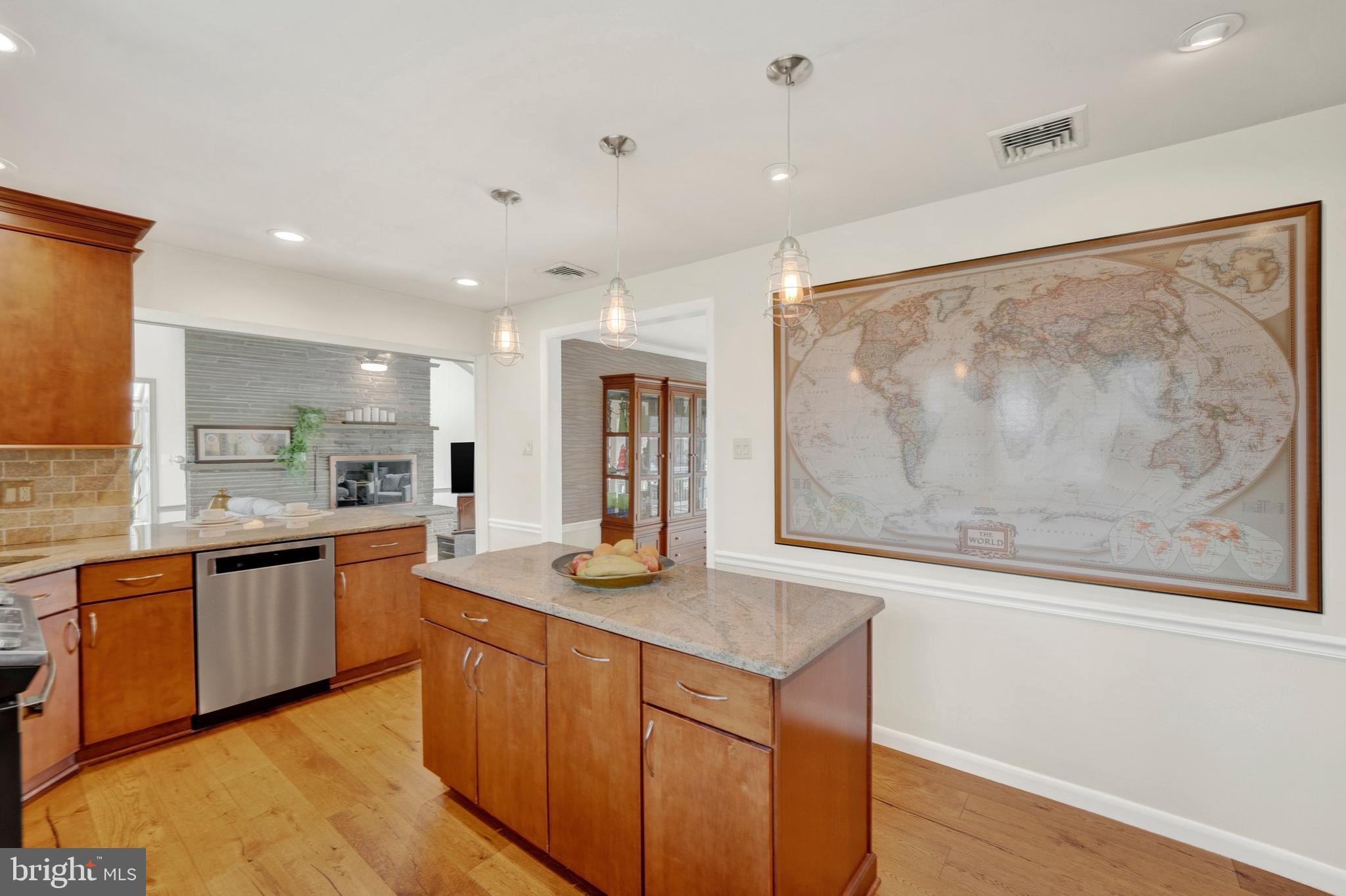 ROSLYN - Residential