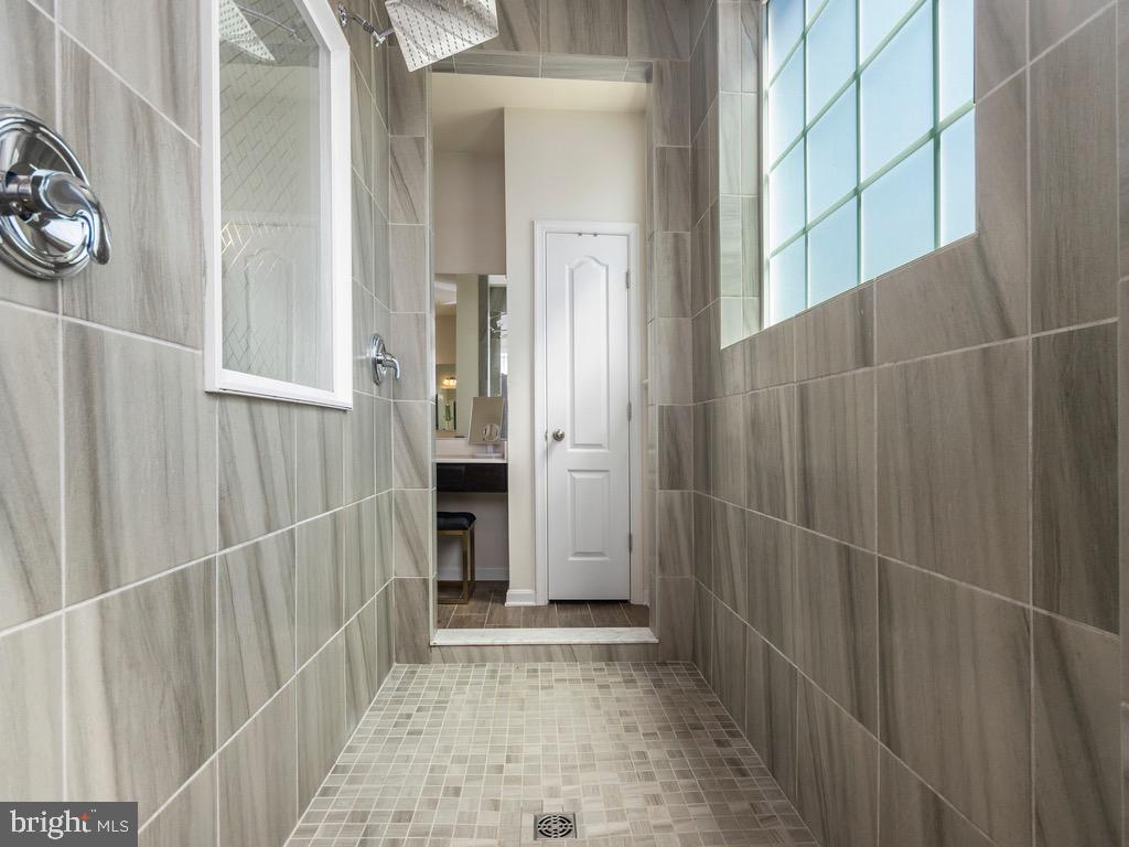 FORT WASHINGTON ACRES-PL - Residential