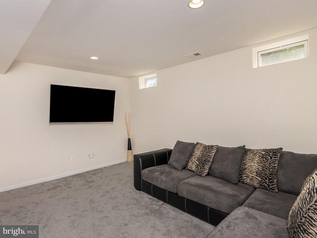 FORT WASHINGTON ACRES-PL - Residential